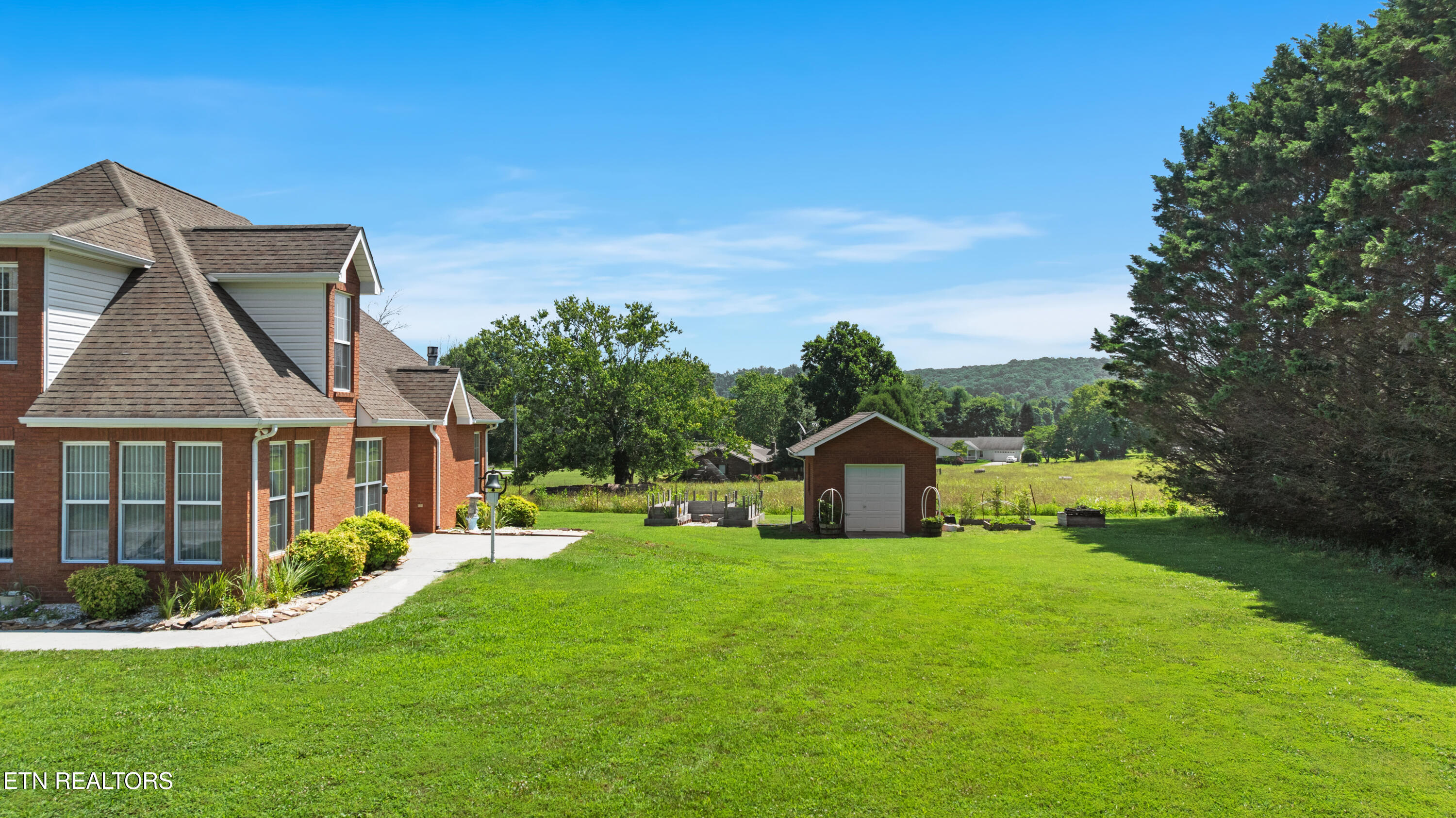 865 River Road Kingston TN 37763