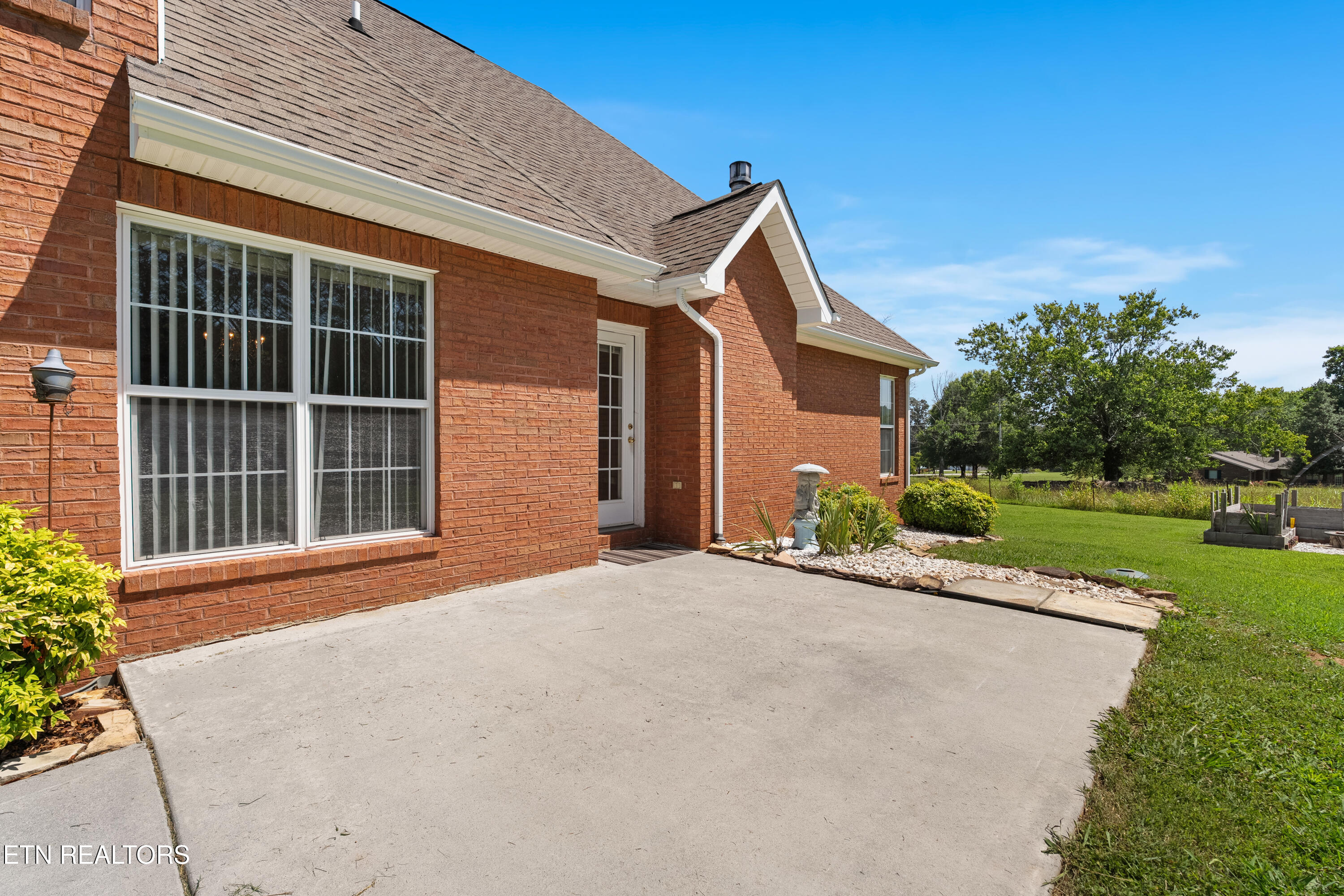 865 River Road Kingston TN 37763