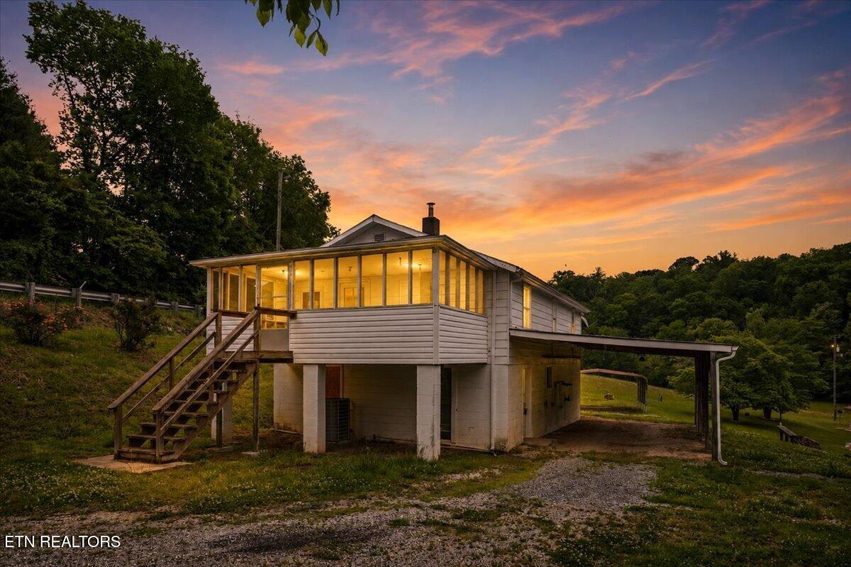 743 Lovely Bluff Road Rocky Top TN 37769