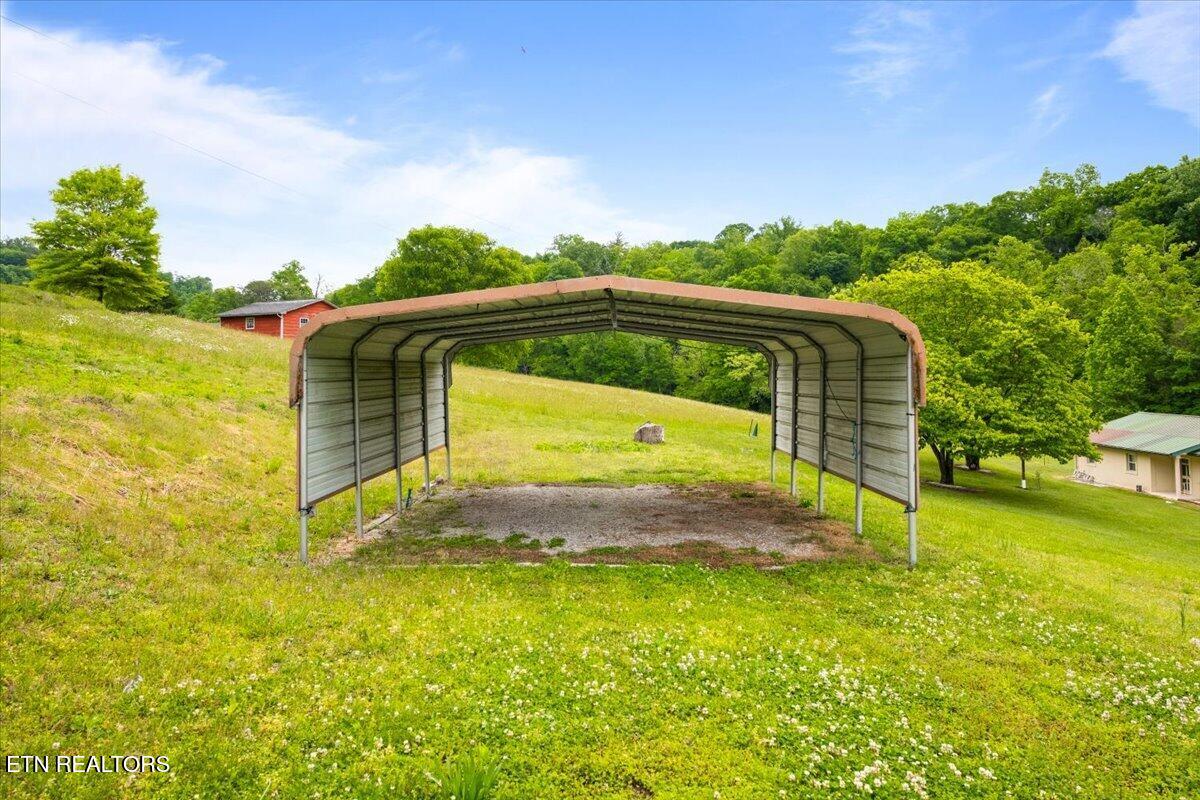 743 Lovely Bluff Road Rocky Top TN 37769
