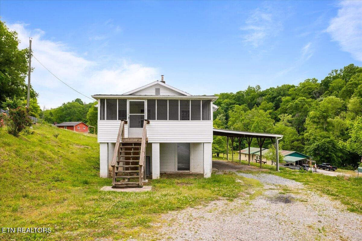 743 Lovely Bluff Road Rocky Top TN 37769