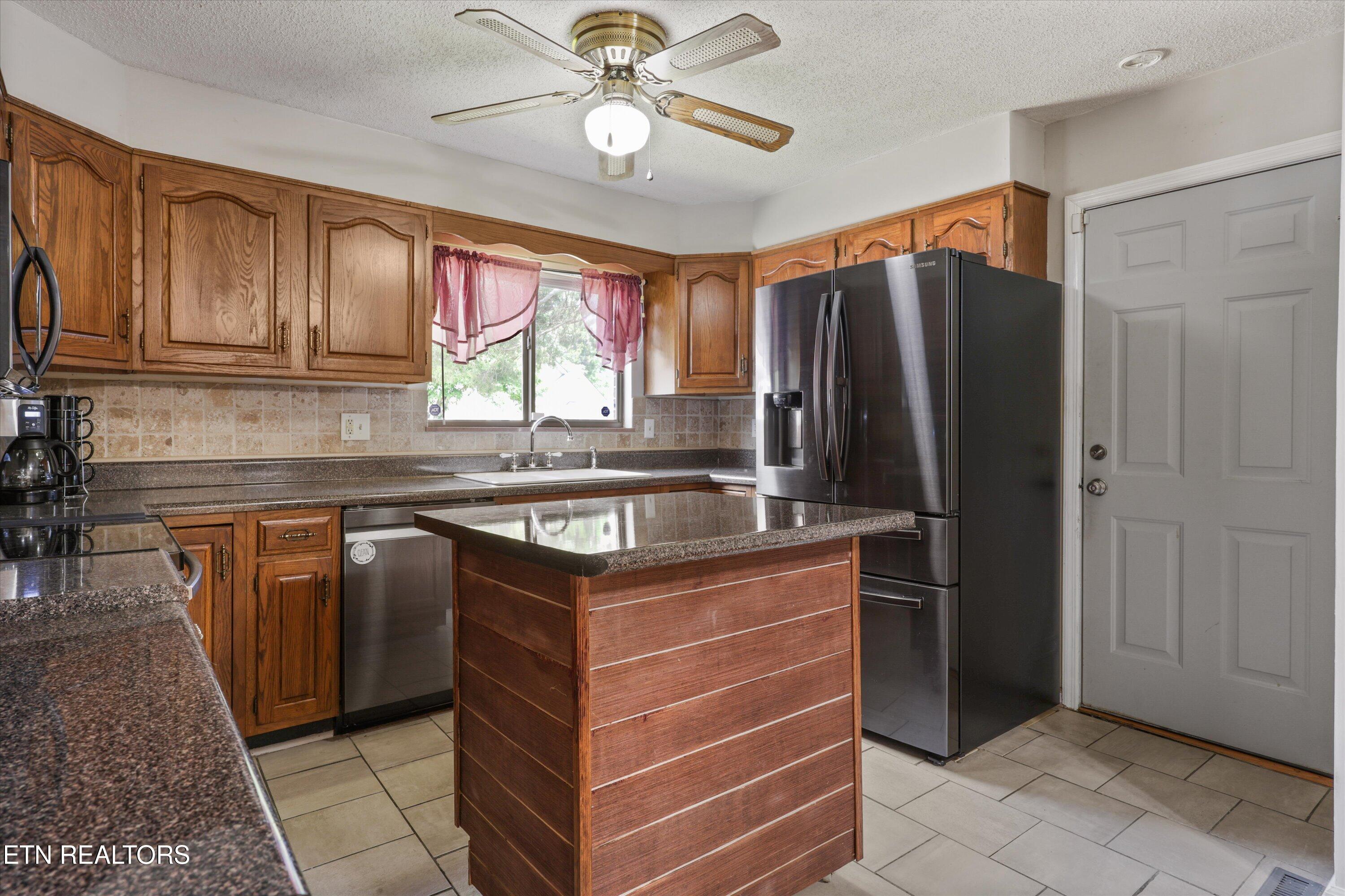 8224 Wiebelo Drive Knoxville TN 37931