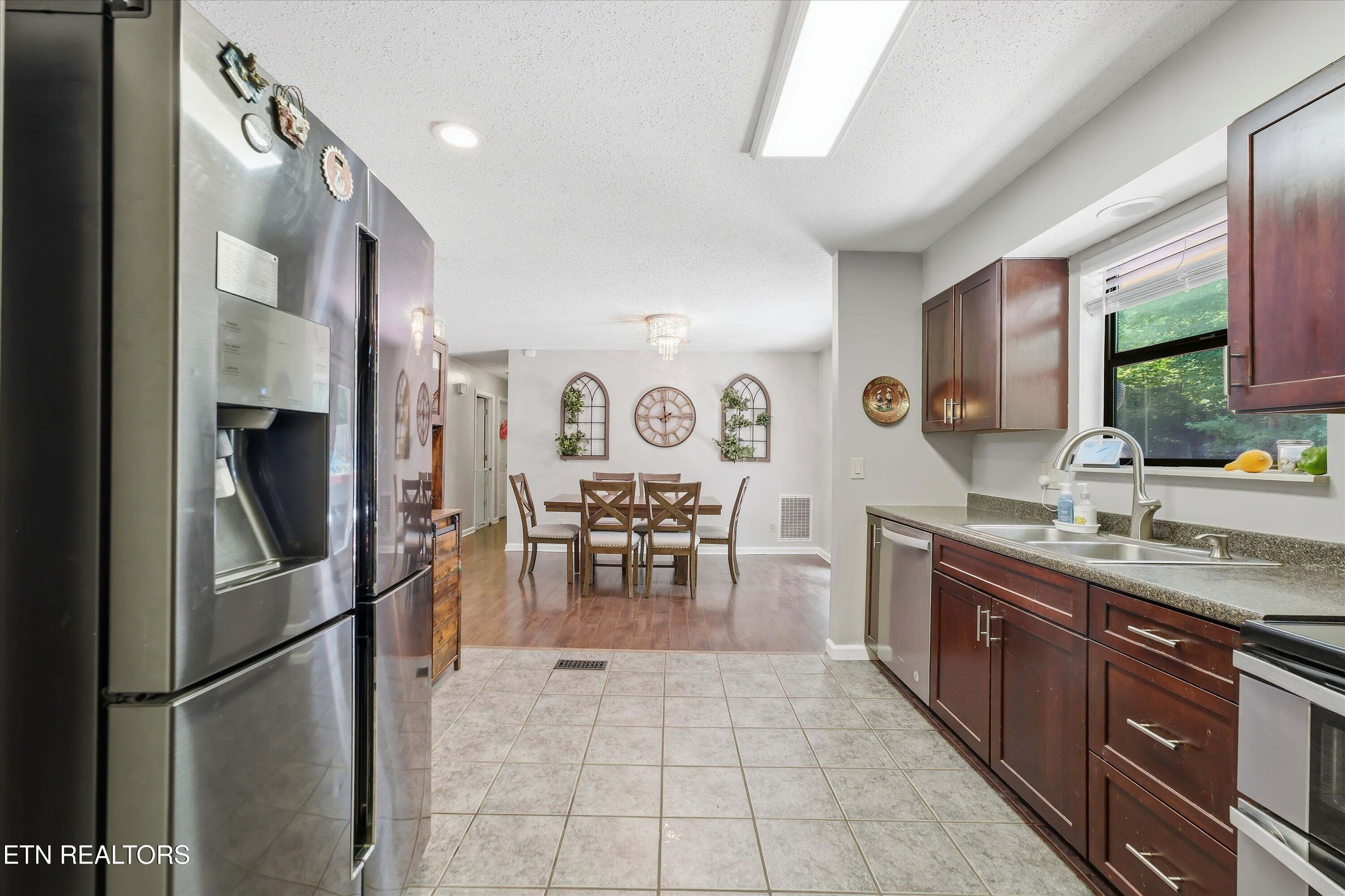 1516 Scottsdale Drive Knoxville TN 37922
