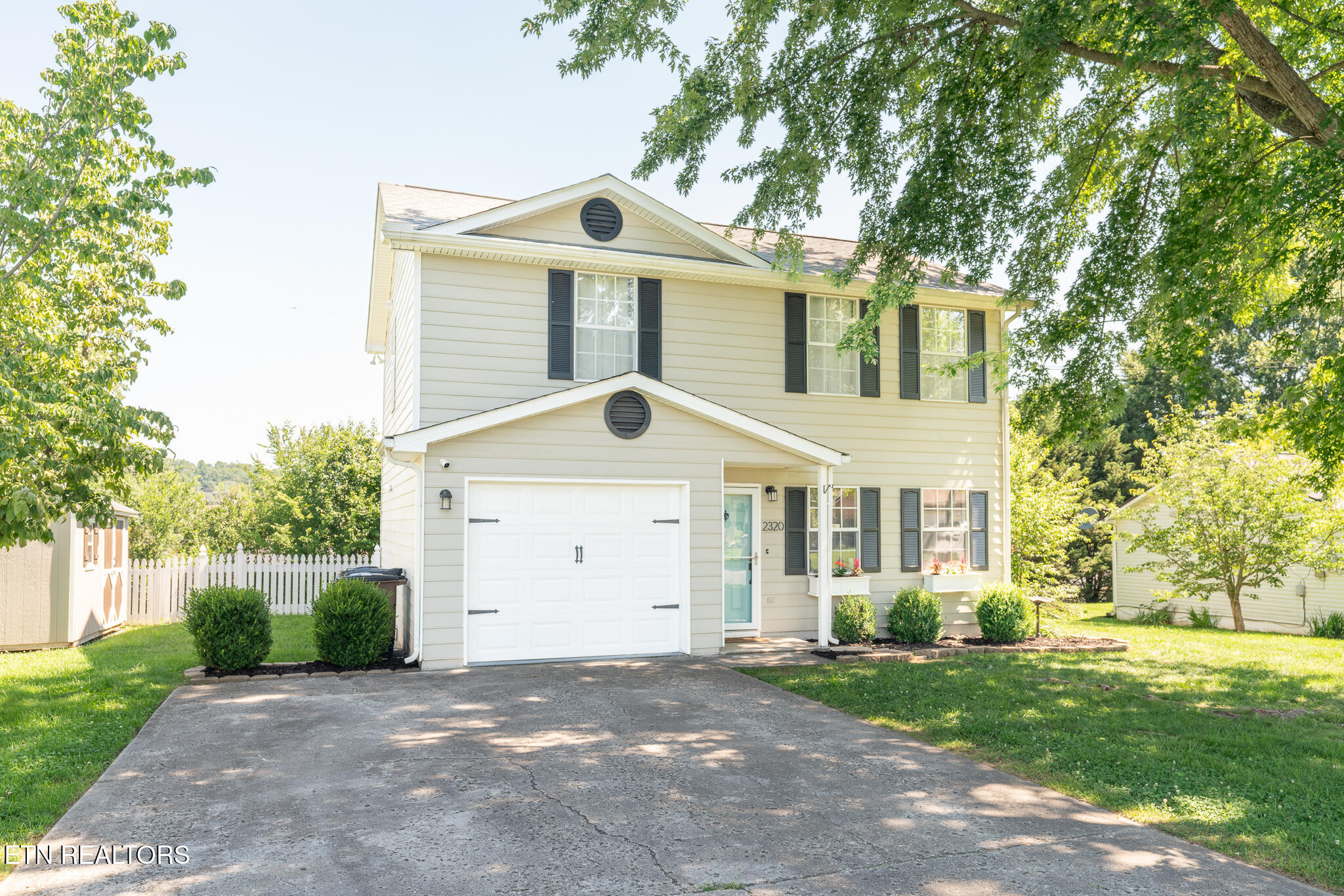 2320 Crestpark Road Knoxville TN 37912