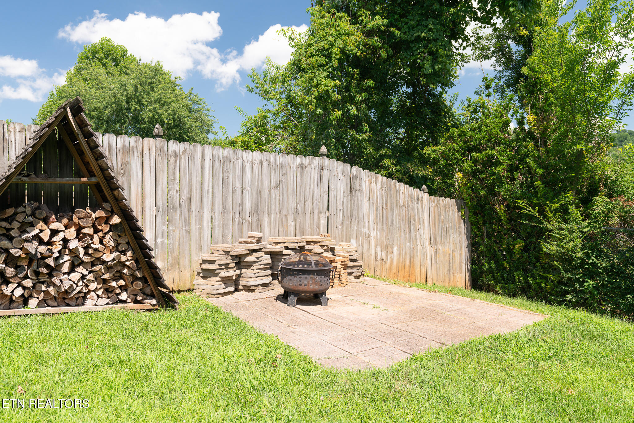 2320 Crestpark Road Knoxville TN 37912