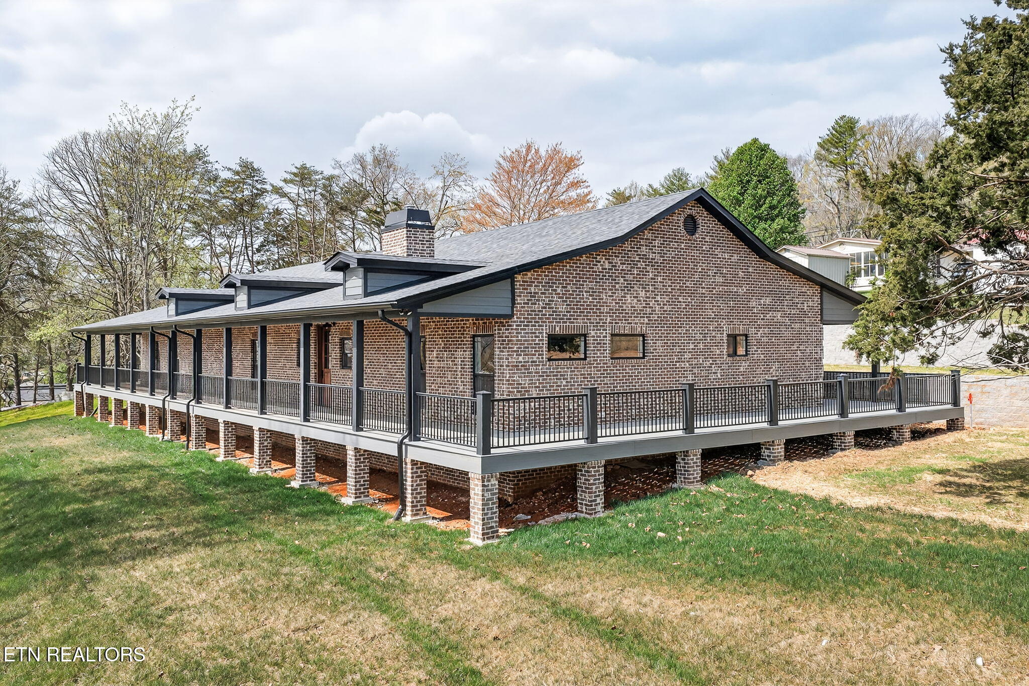 124 Virginia Avenue Livingston TN 38570
