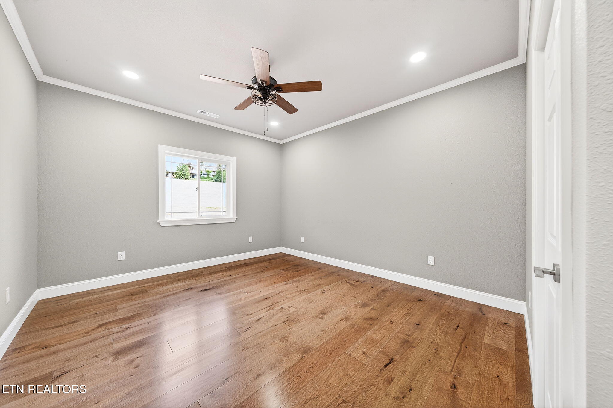 124 Virginia Avenue Livingston TN 38570