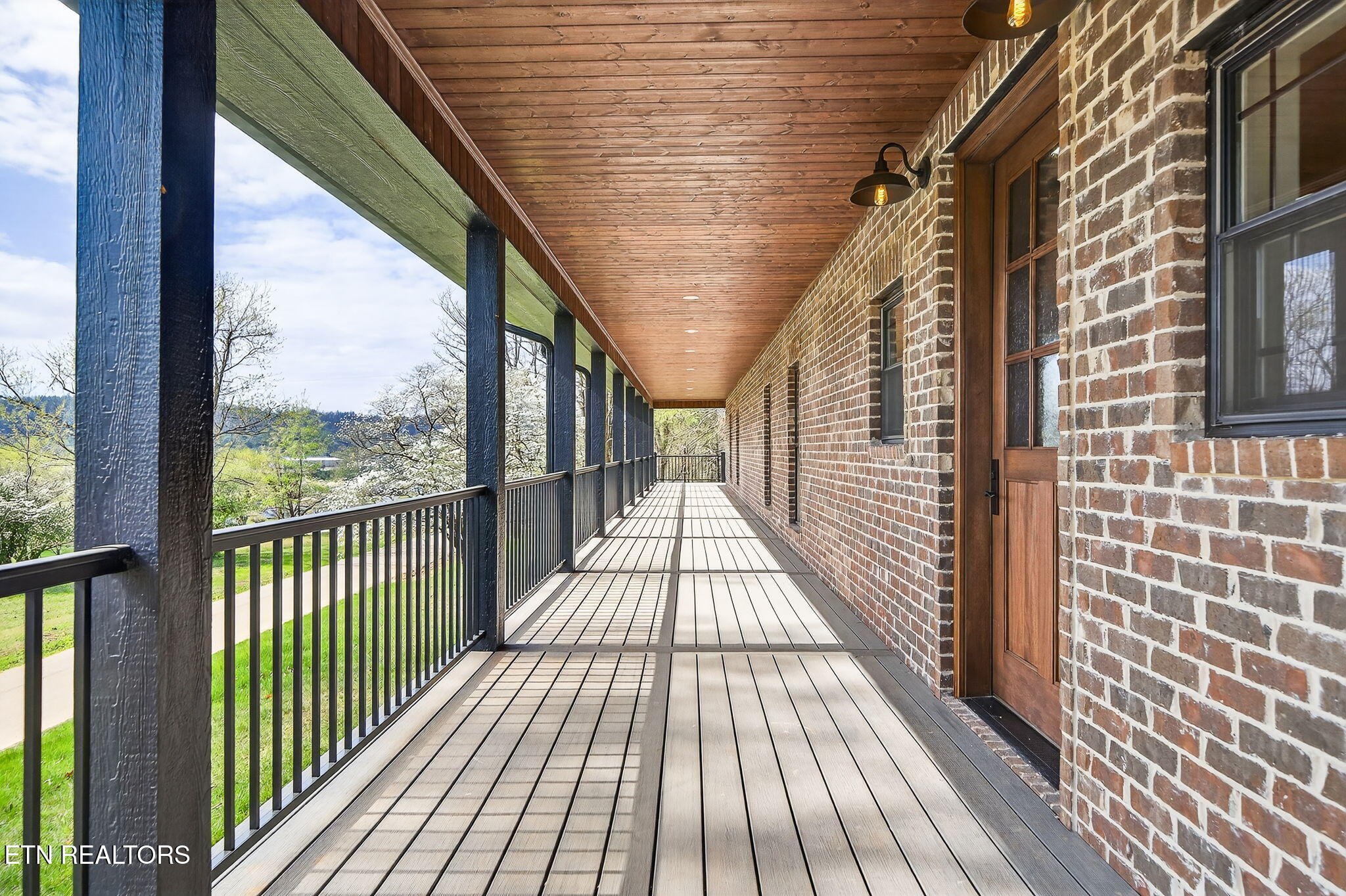 124 Virginia Avenue Livingston TN 38570