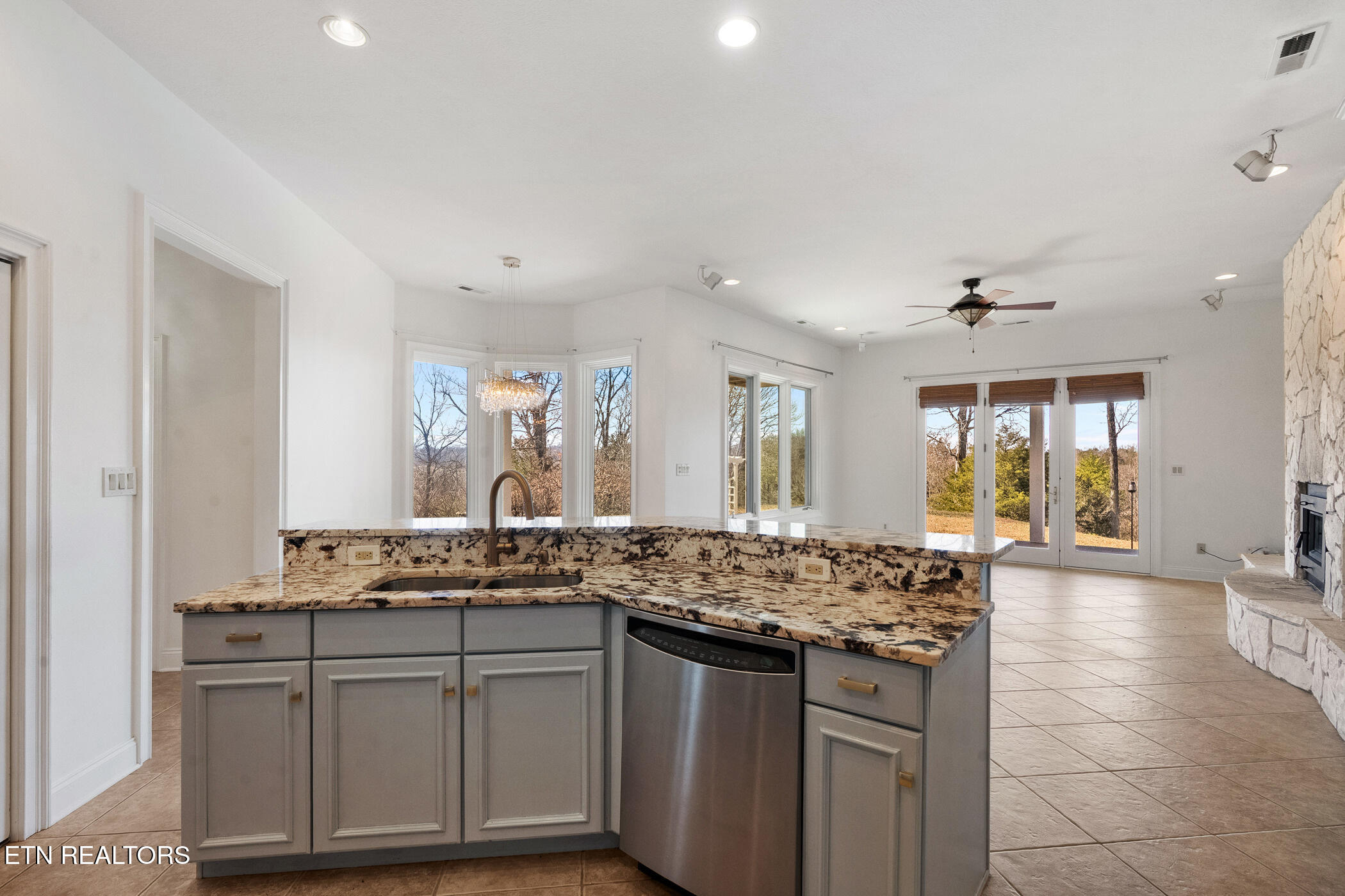 3467 Caywood Road Dandridge TN 37725