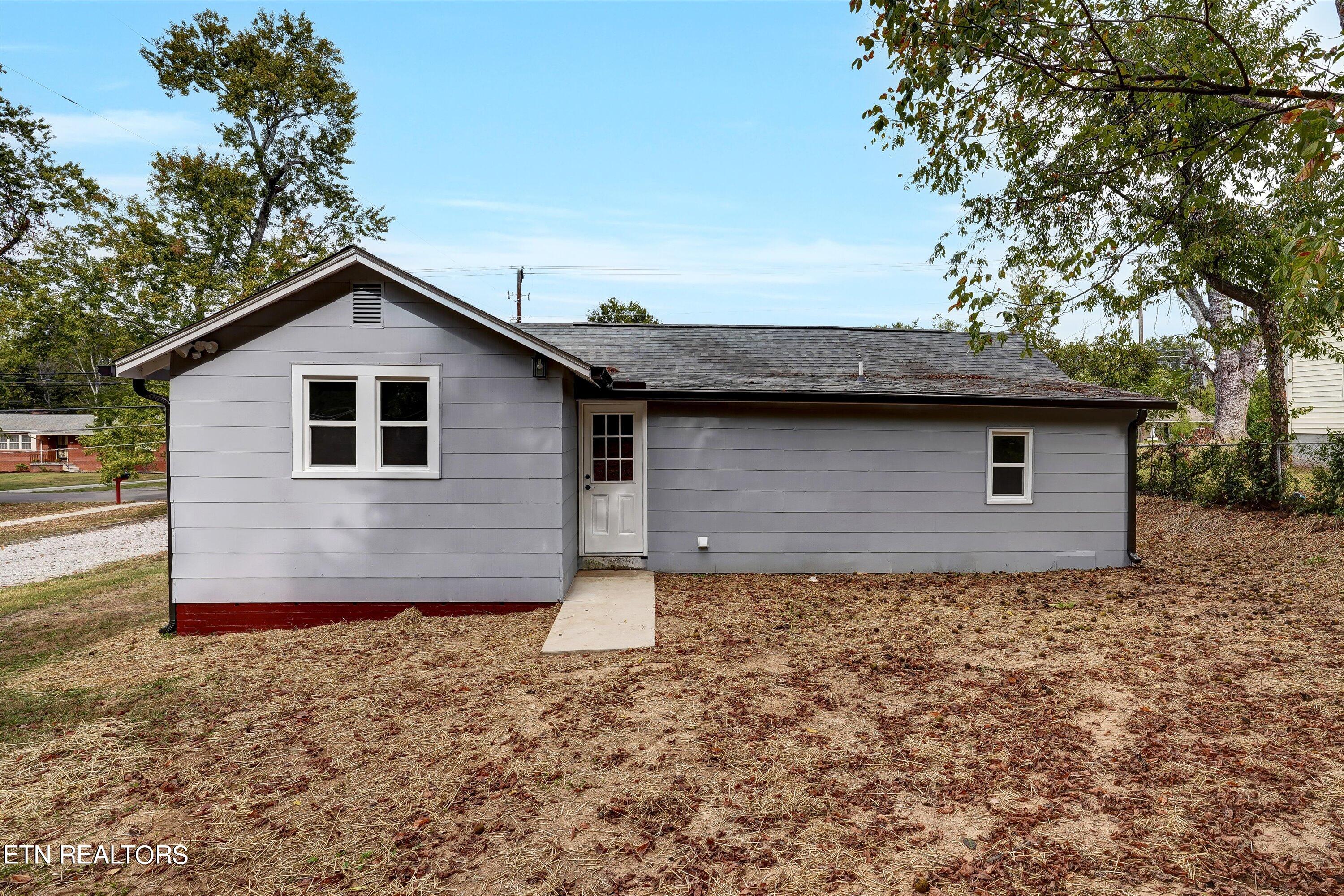 3042 Forestdale Avenue Knoxville TN 37917