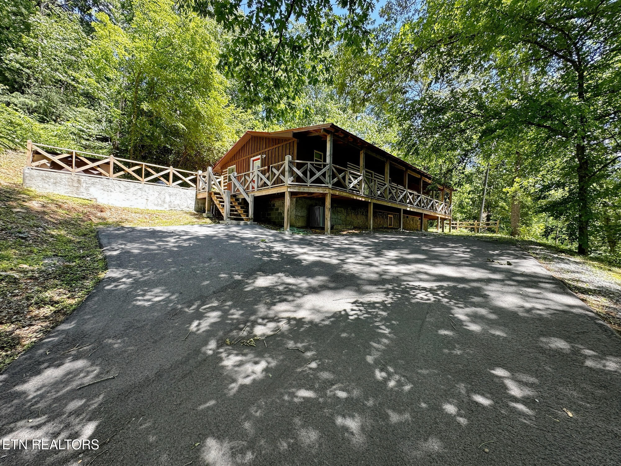 576 Mill Creek Road Pigeon Forge TN 37863