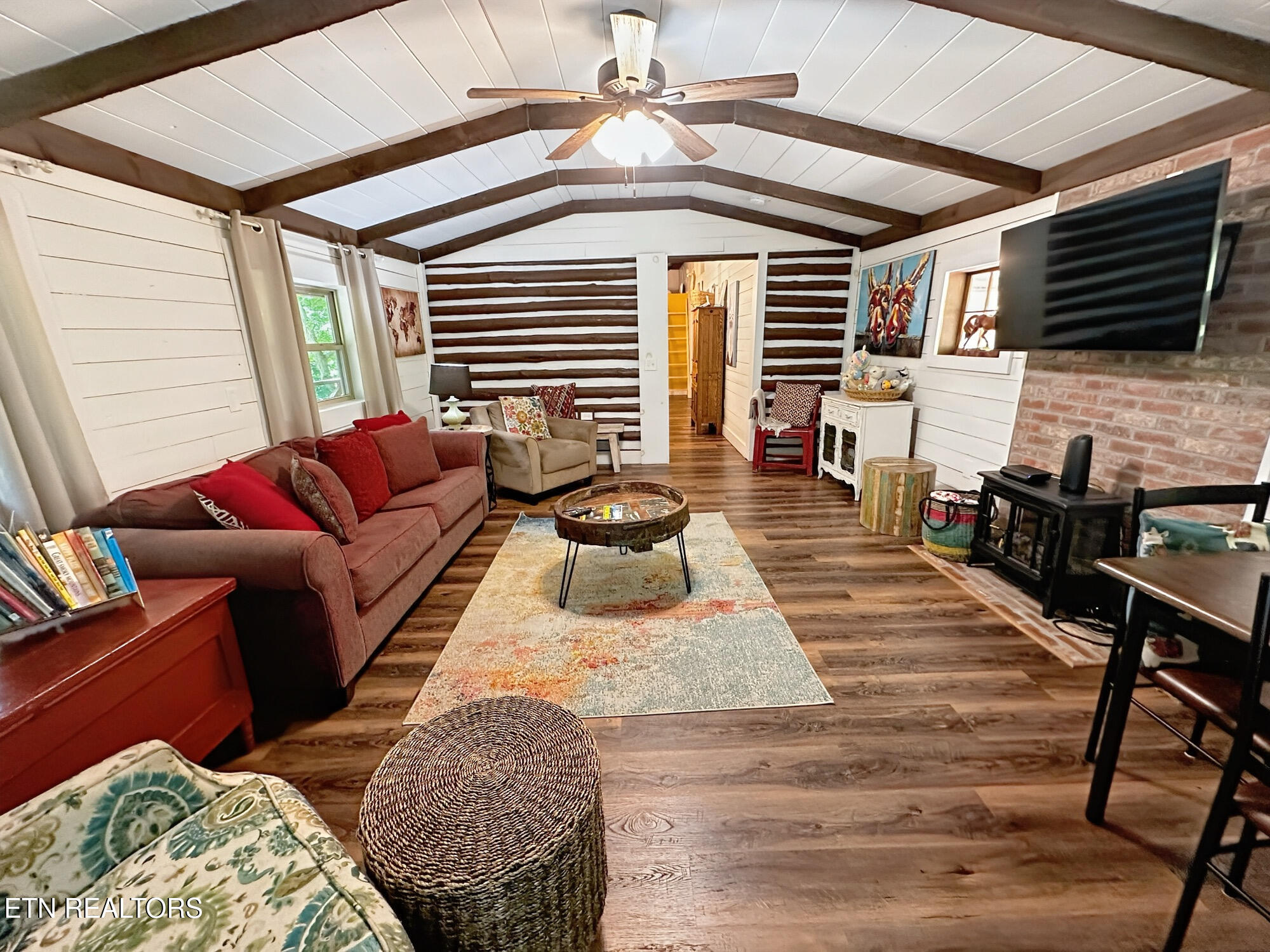 576 Mill Creek Road Pigeon Forge TN 37863