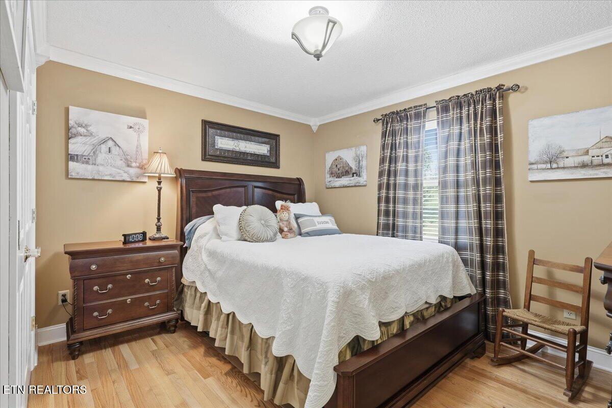 4924 W Emory Road Powell TN 37849
