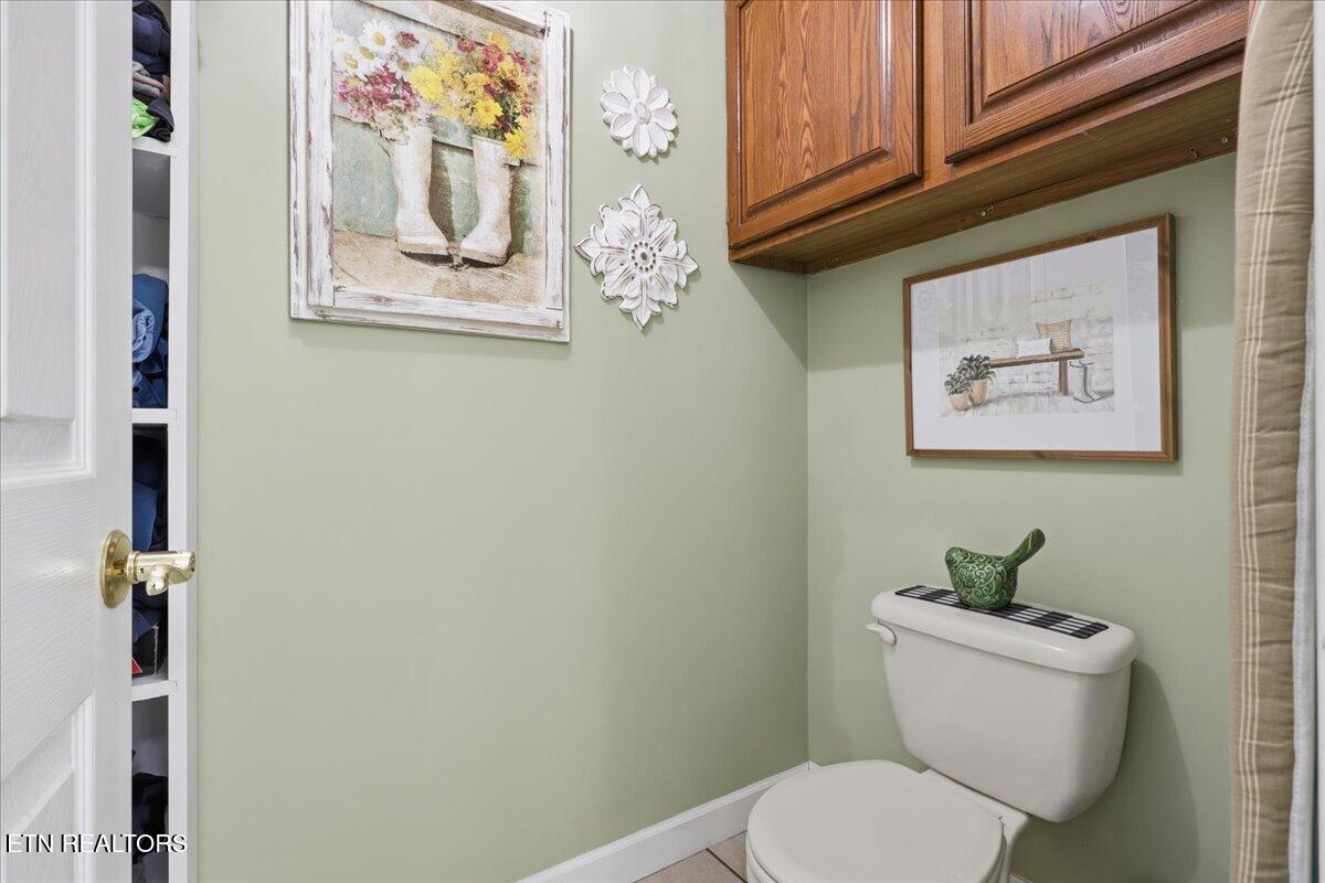 4924 W Emory Road Powell TN 37849