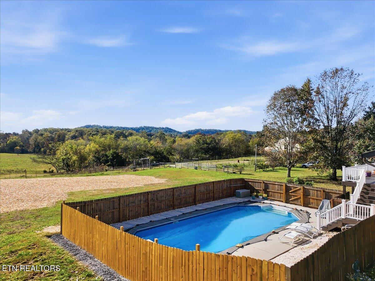 4924 W Emory Road Powell TN 37849