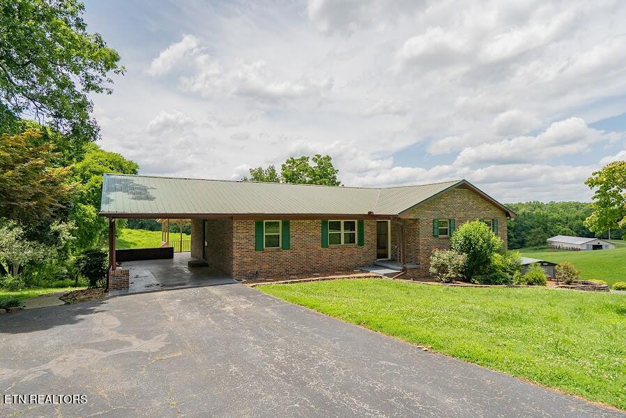 2451 Black Oak Road Jefferson City TN 37760