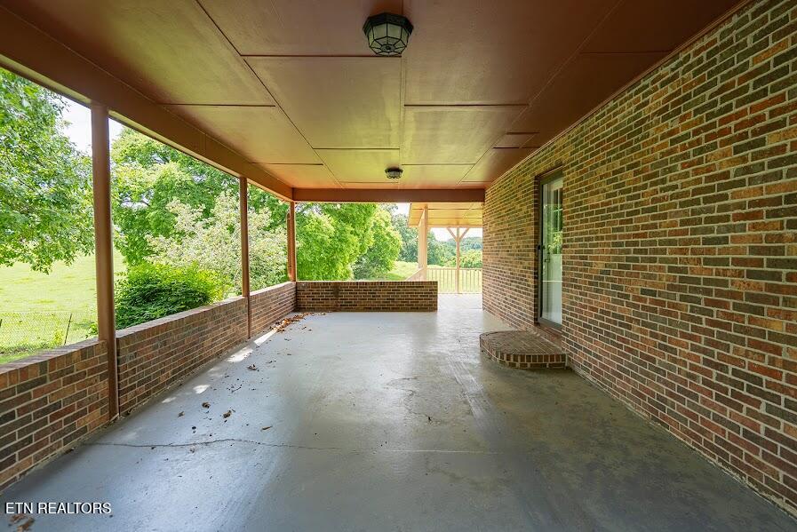 2451 Black Oak Road Jefferson City TN 37760