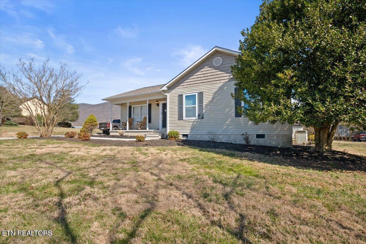 330 Brown Drive Lafollette TN 37766