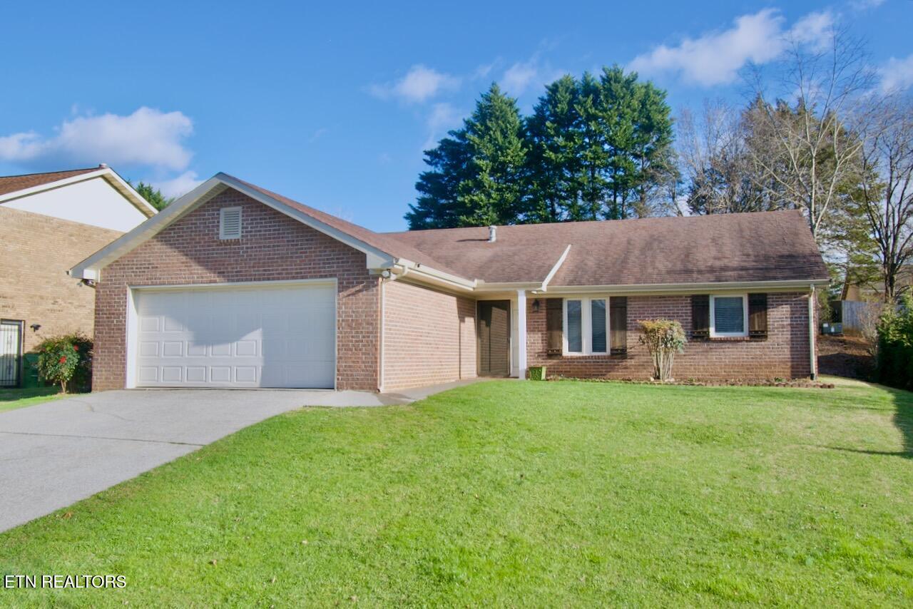 1418 Carowinds Circle Maryville TN 37803