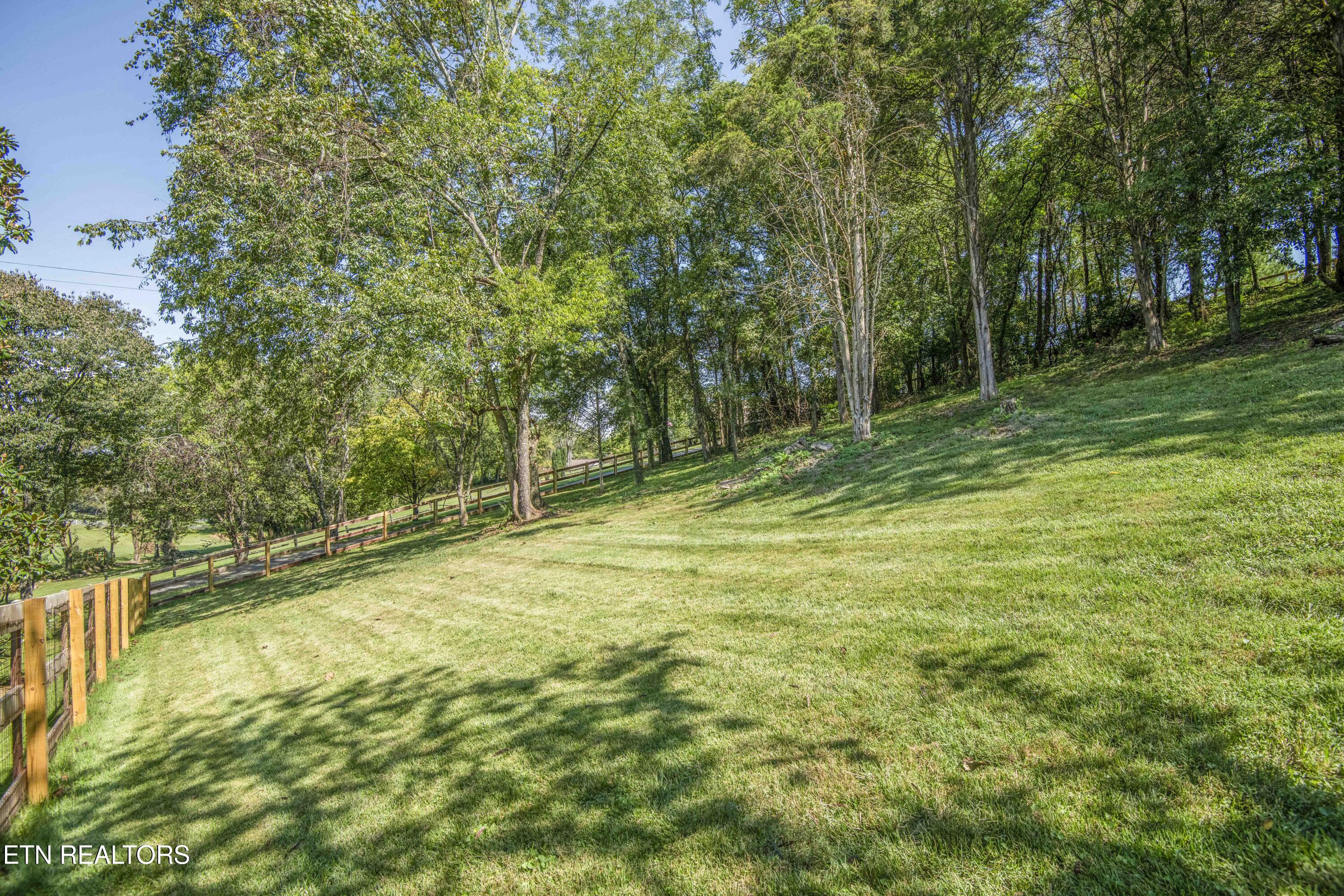 219 Lone Ridge Lane Clinton TN 37716
