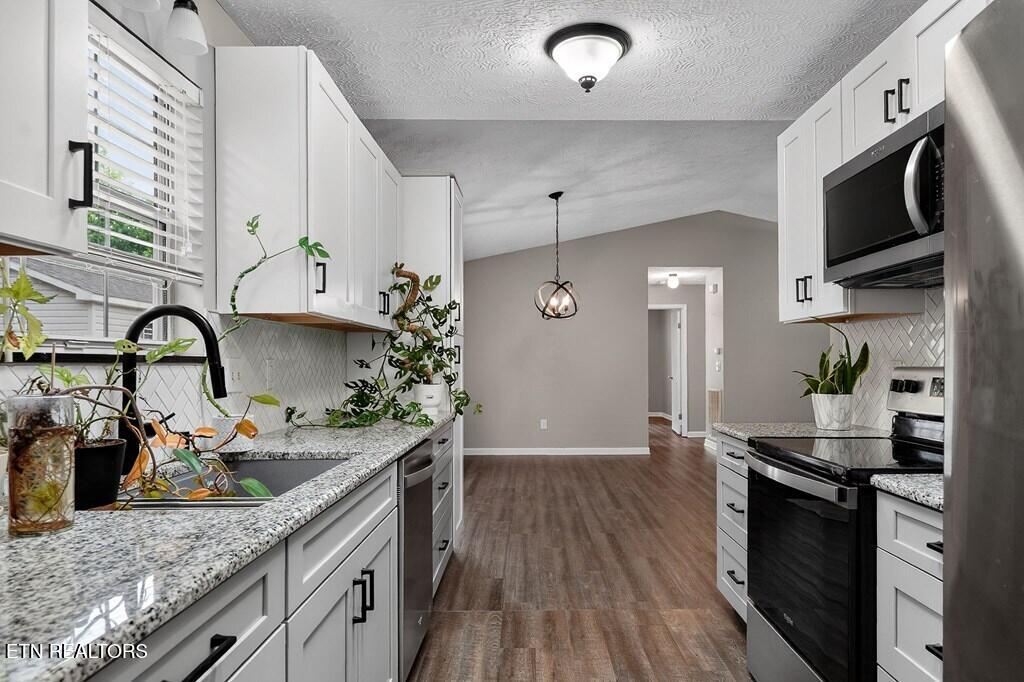 3702 Bartlett Drive Cookeville TN 38506