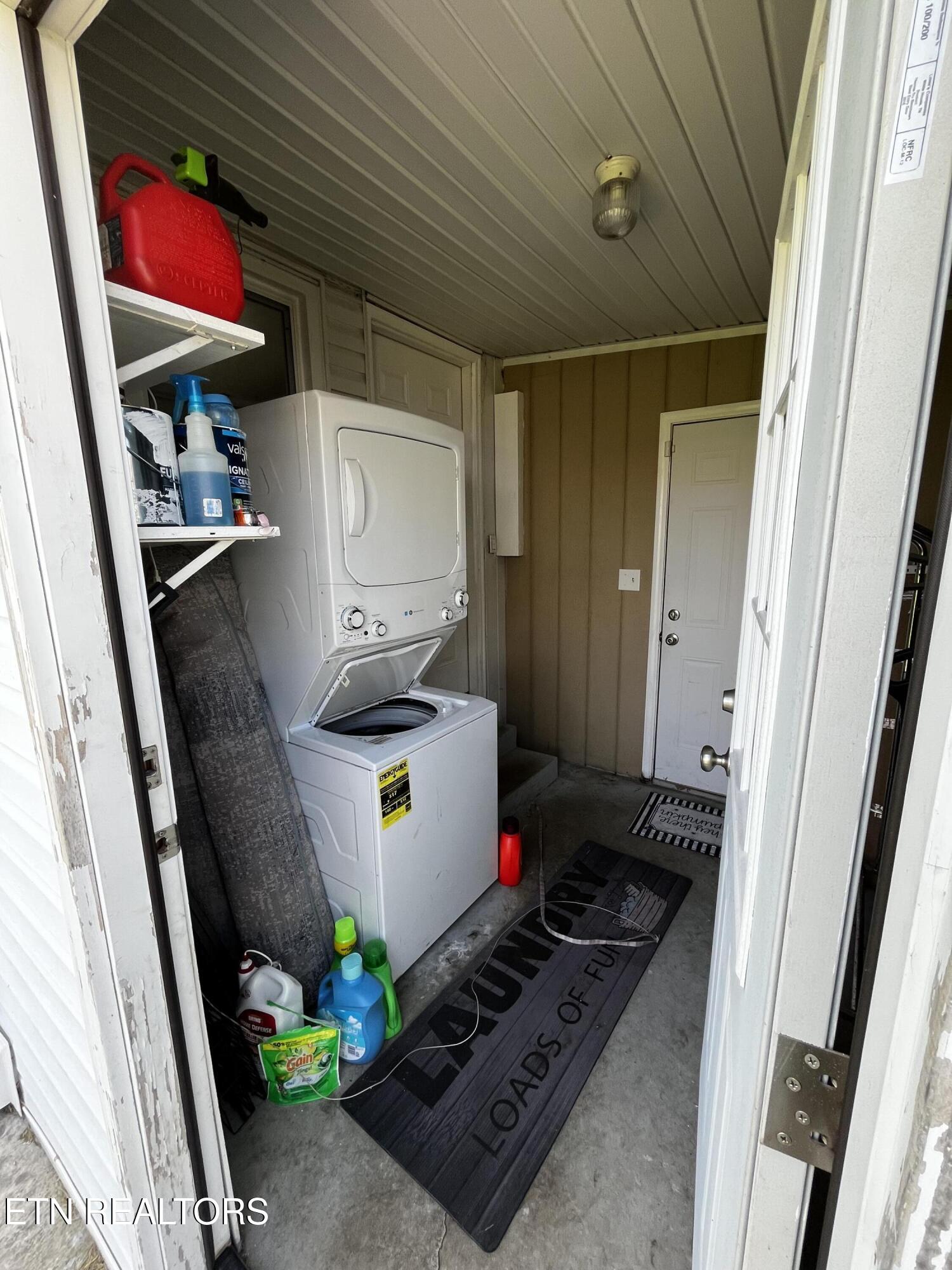 71 Taylor Avenue Crossville TN 38555