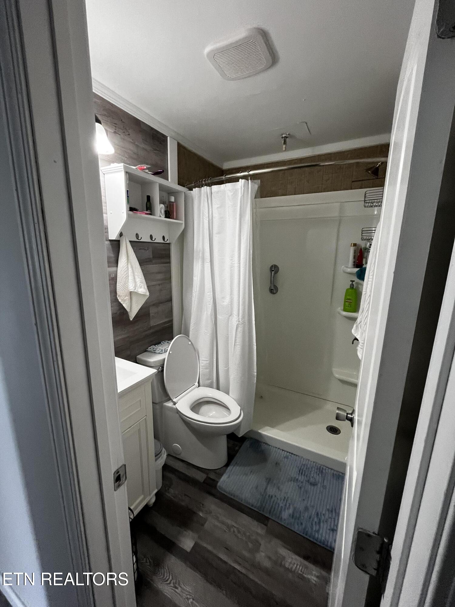 71 Taylor Avenue Crossville TN 38555