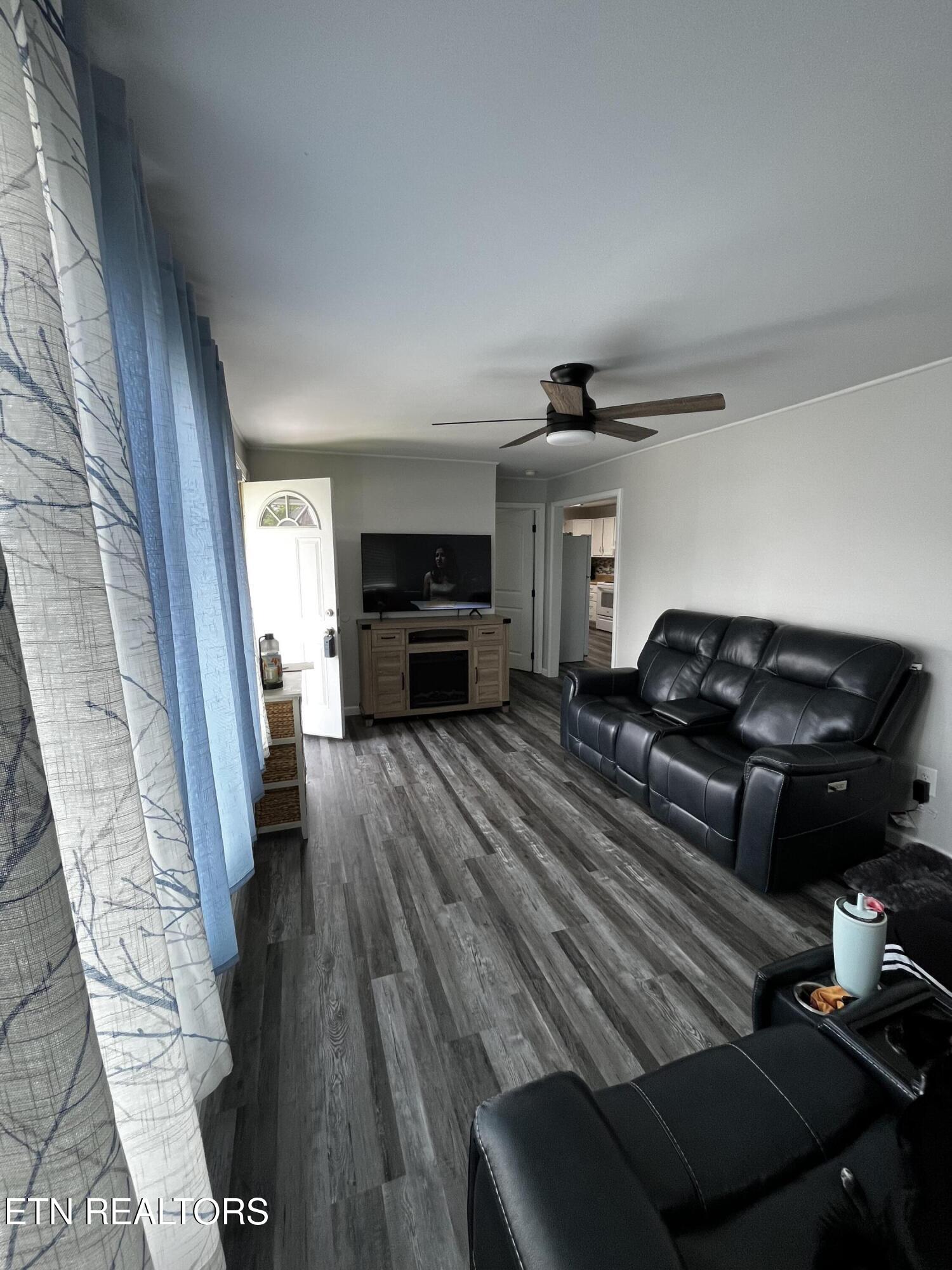 71 Taylor Avenue Crossville TN 38555