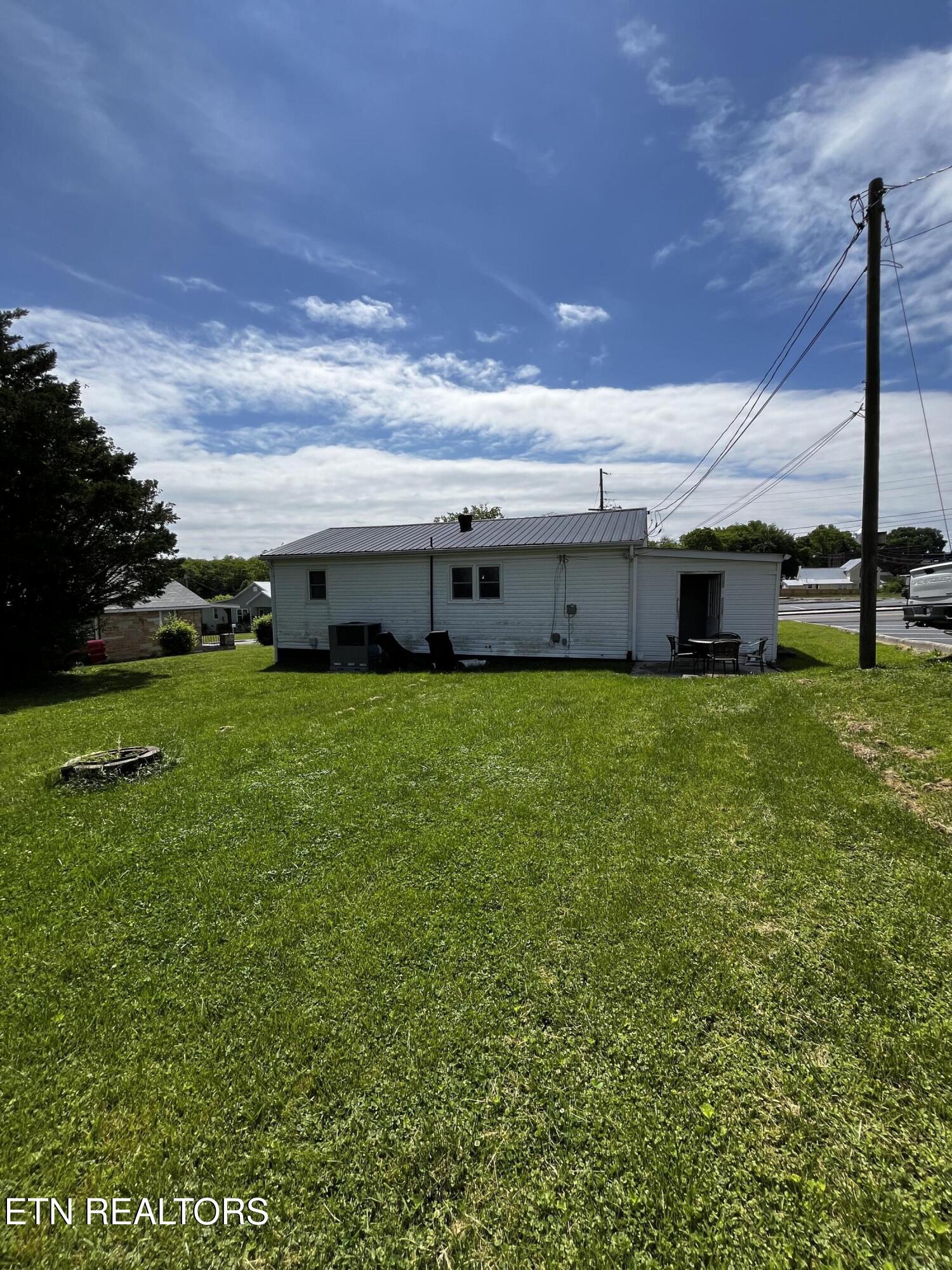 71 Taylor Avenue Crossville TN 38555