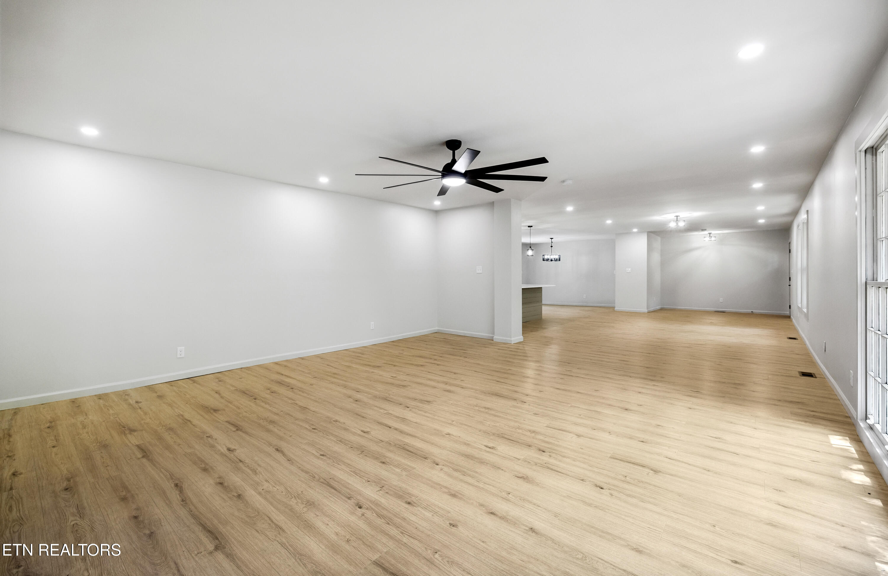 2433 Alberta Drive Knoxville TN 37920