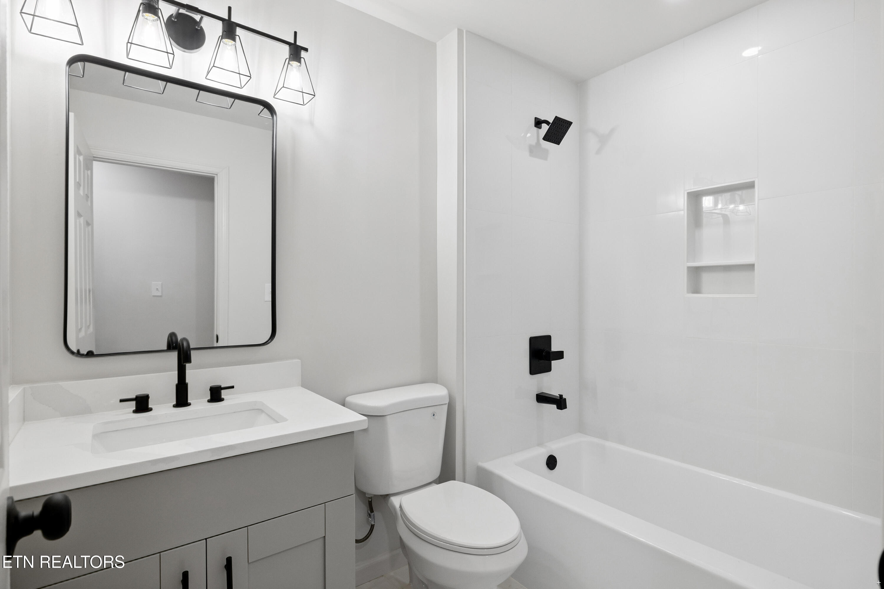 2433 Alberta Drive Knoxville TN 37920