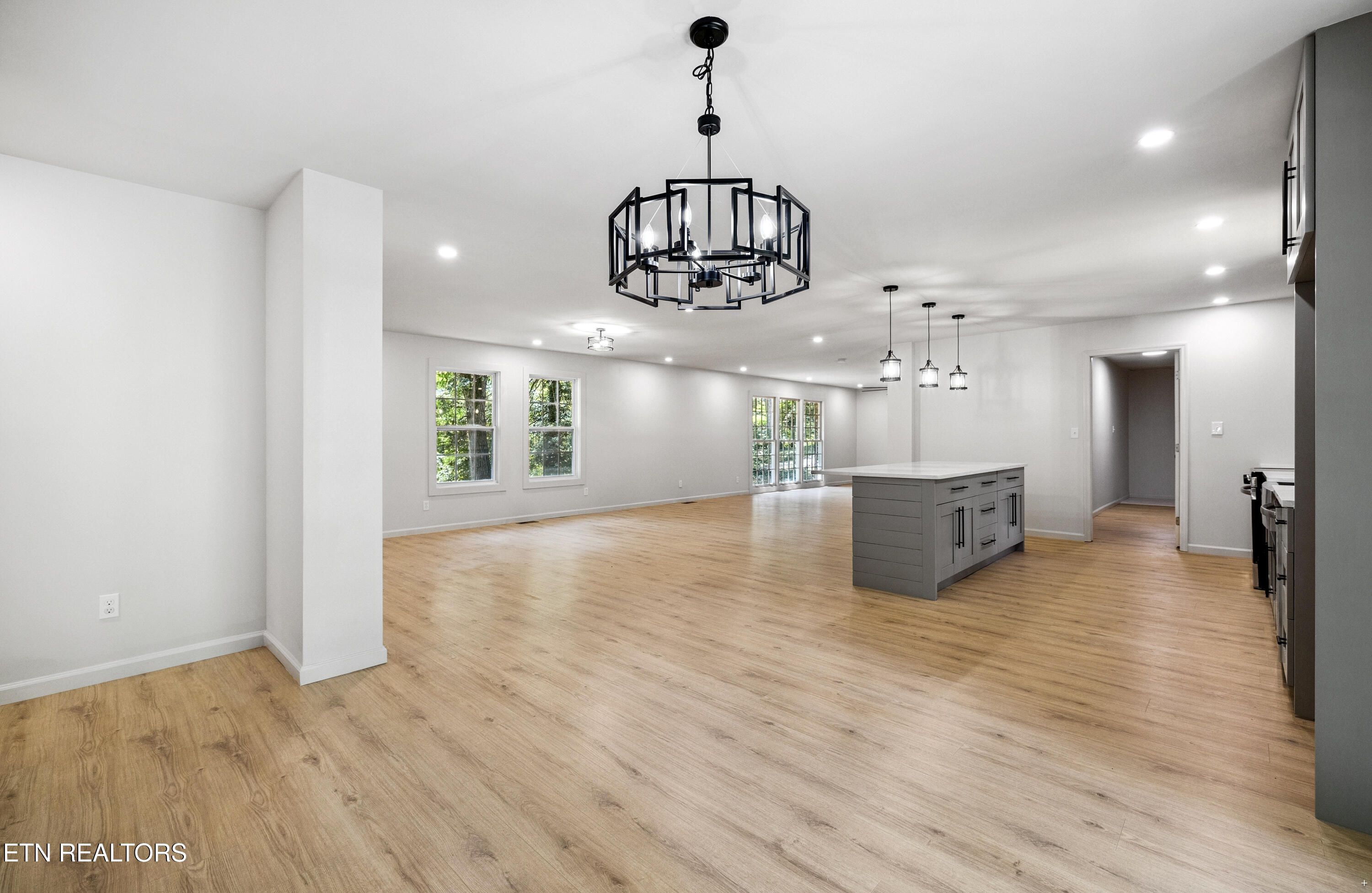 2433 Alberta Drive Knoxville TN 37920