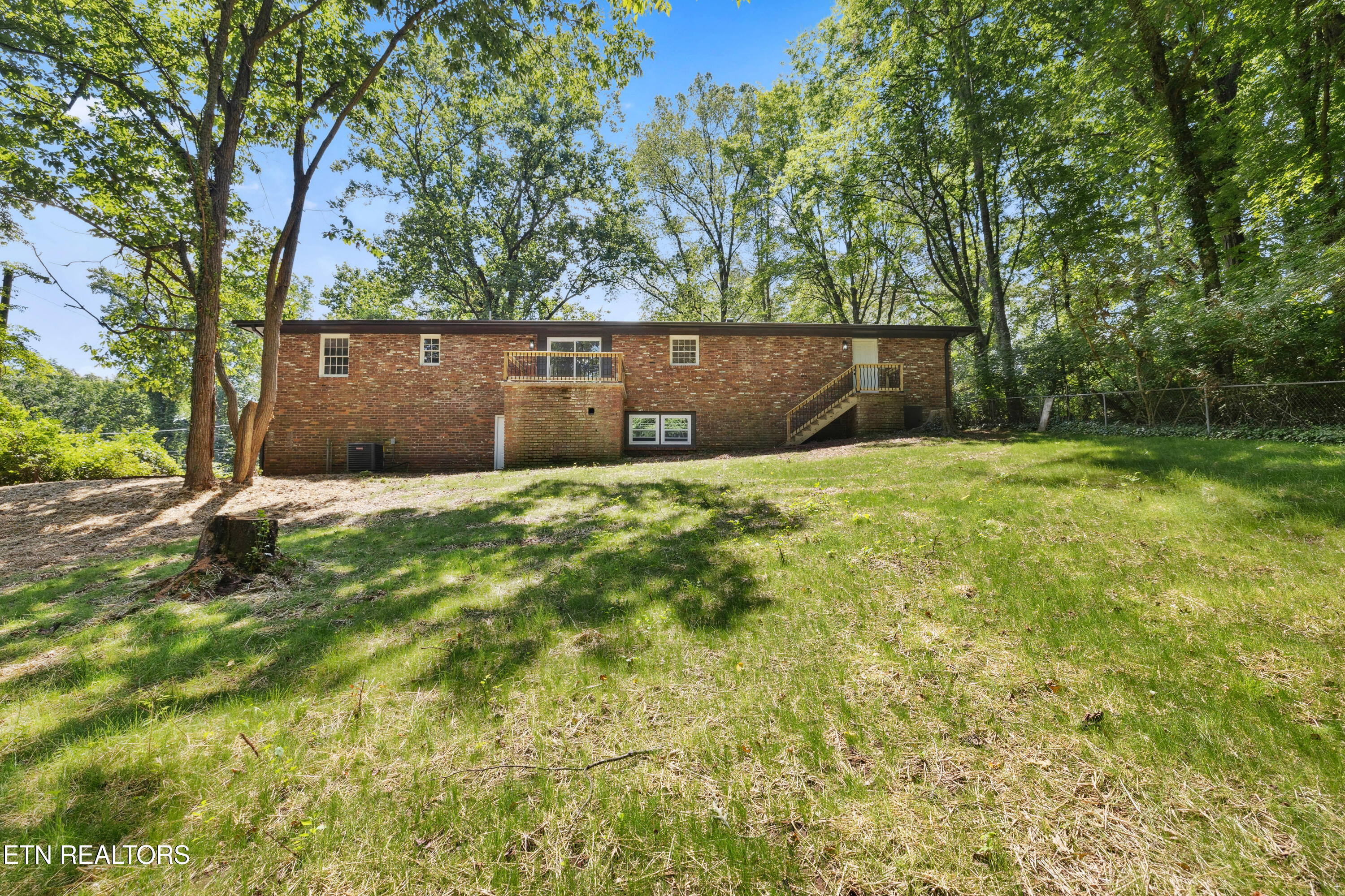 2433 Alberta Drive Knoxville TN 37920