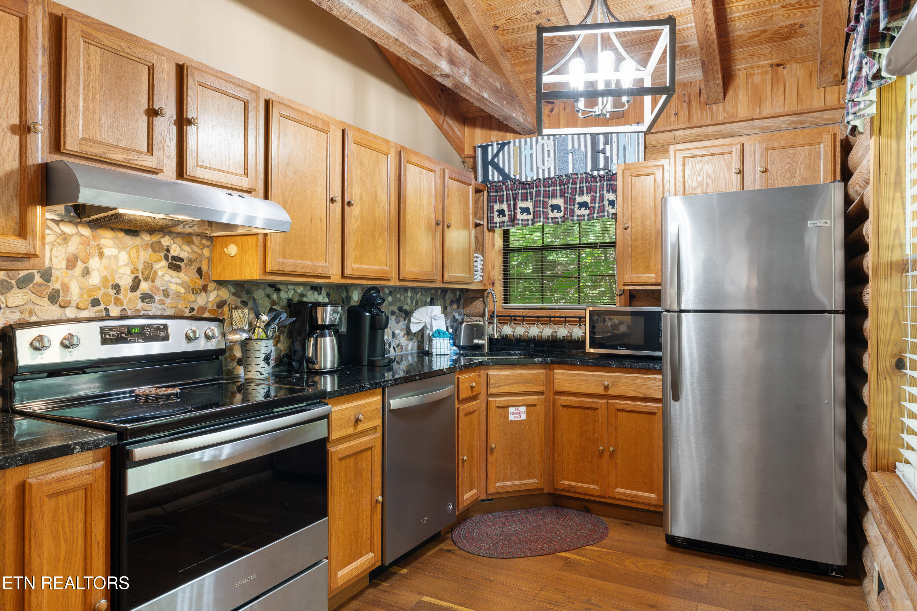 1284 Laurel Lick Road Sevierville TN 37862
