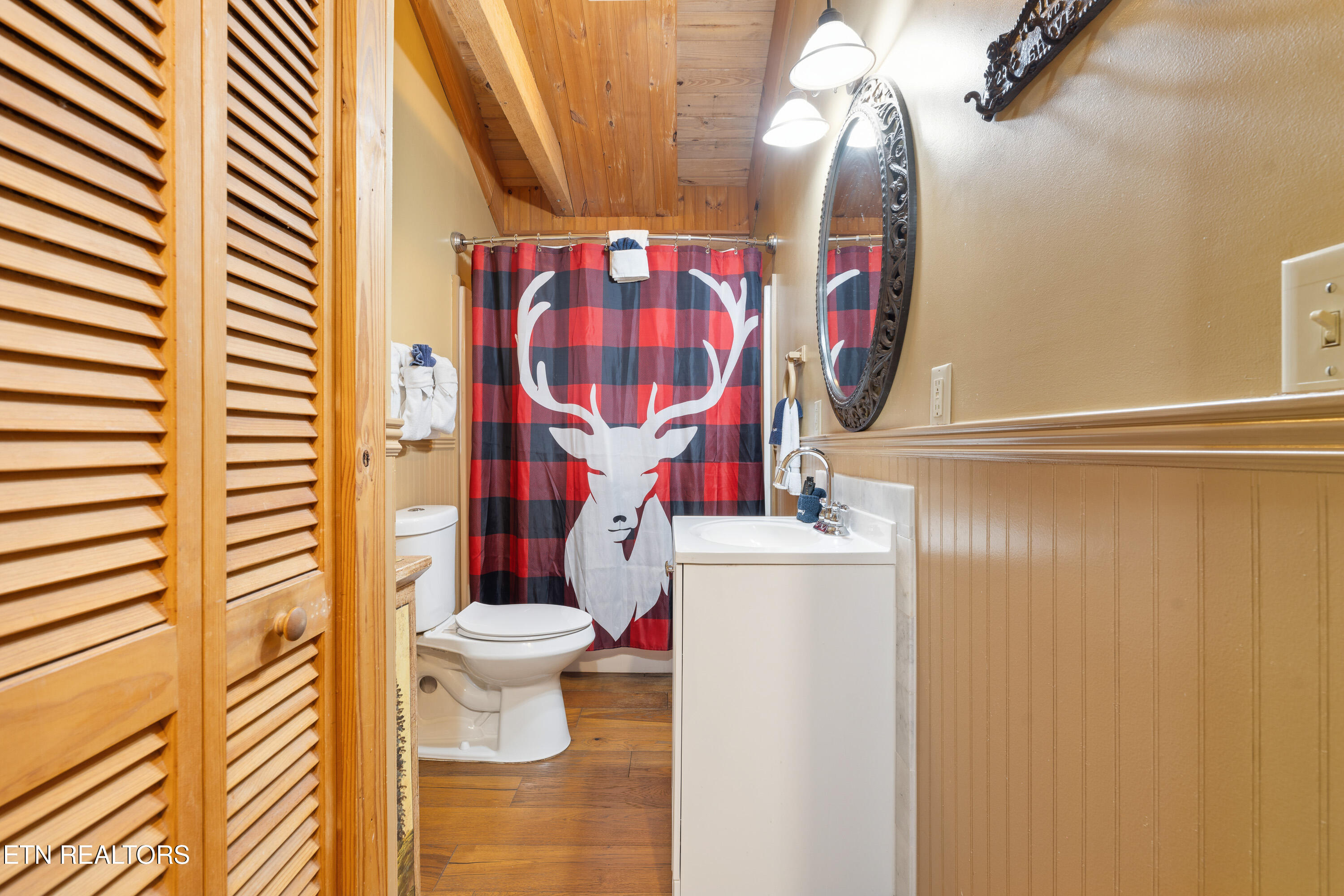 1284 Laurel Lick Road Sevierville TN 37862