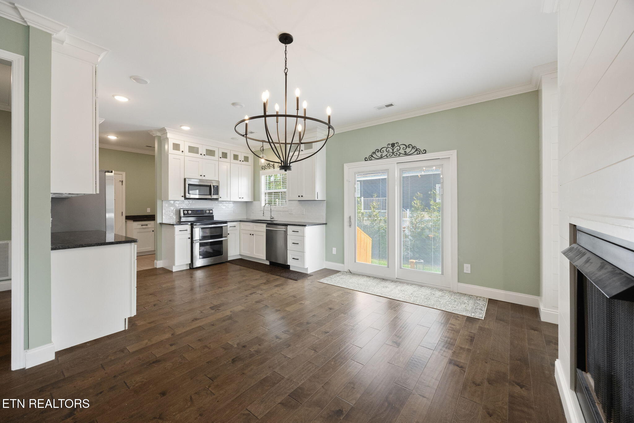 606 Eagle Bend Road Clinton TN 37716