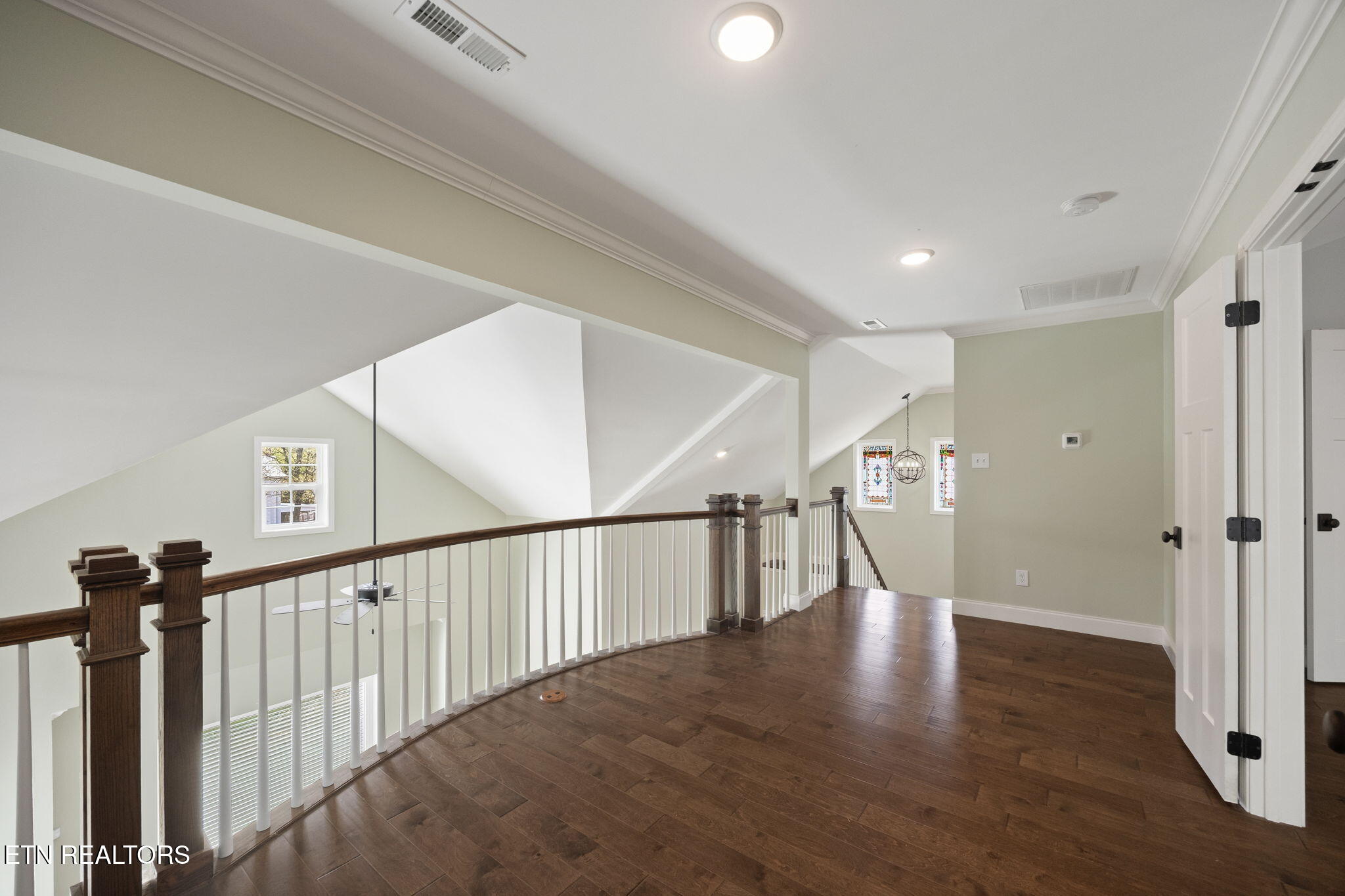 606 Eagle Bend Road Clinton TN 37716
