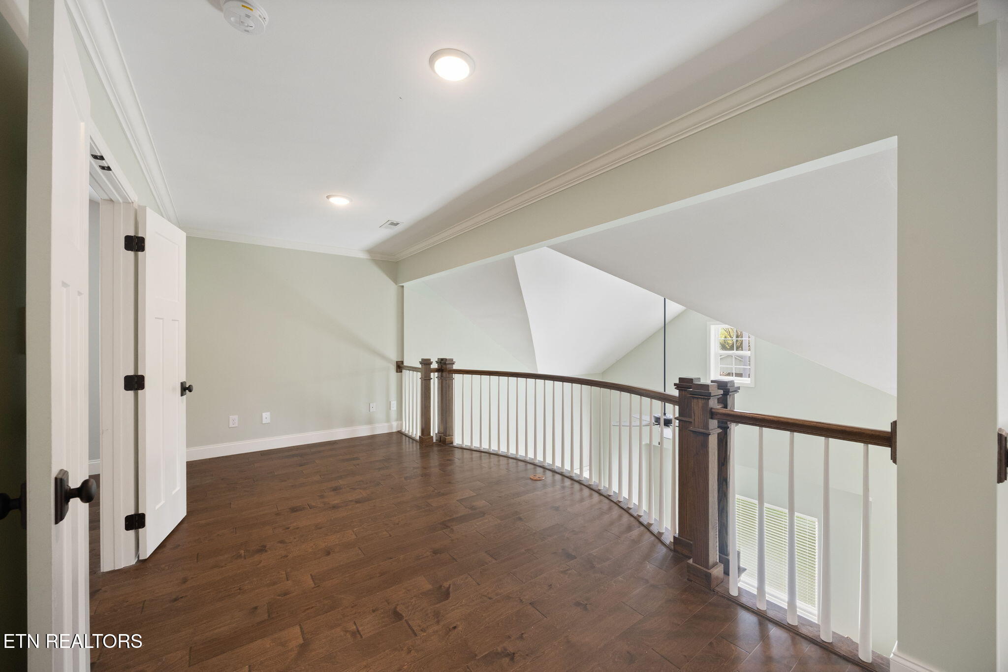 606 Eagle Bend Road Clinton TN 37716