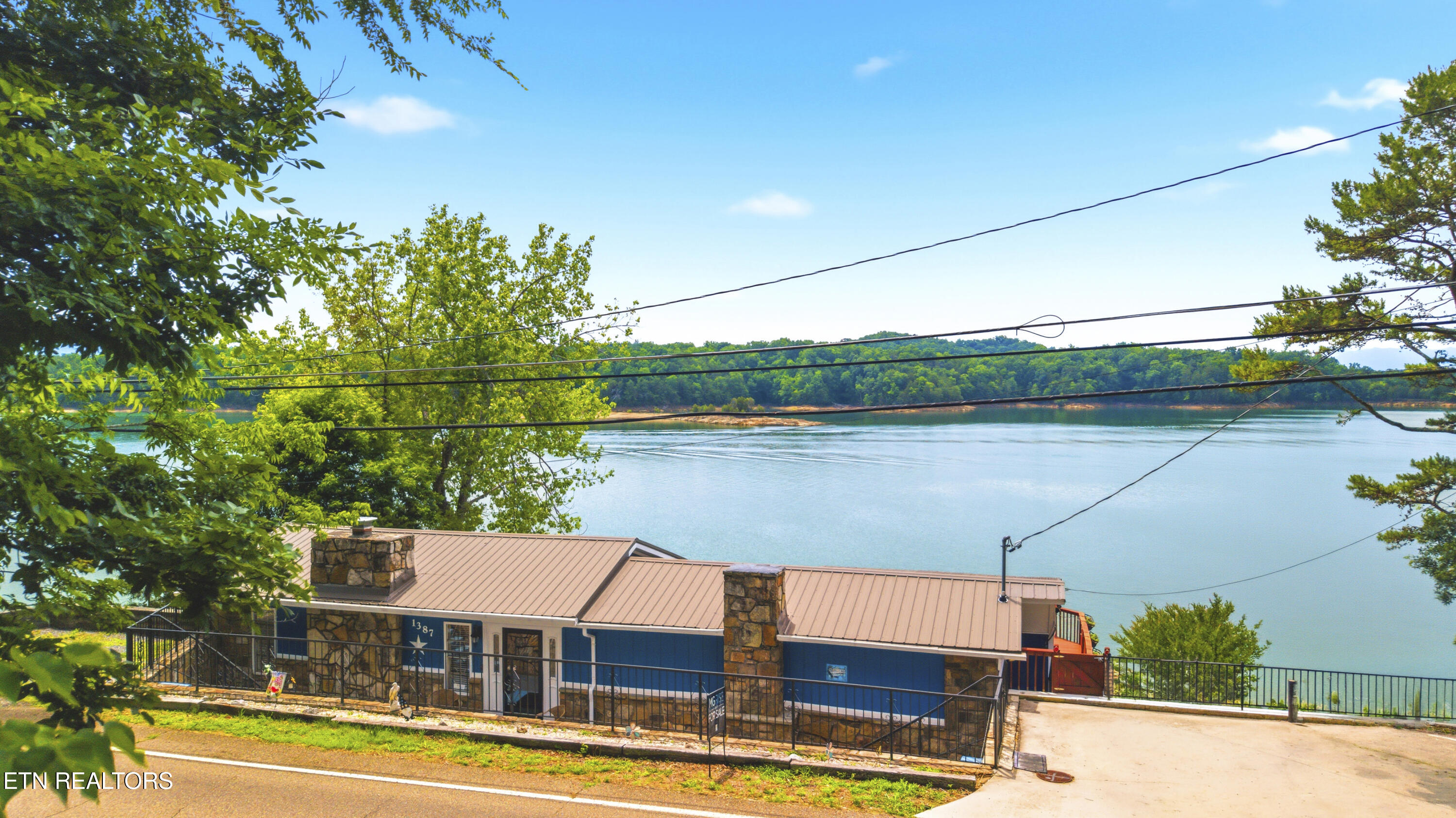 1387 Tennessee 139 Dandridge TN 37725