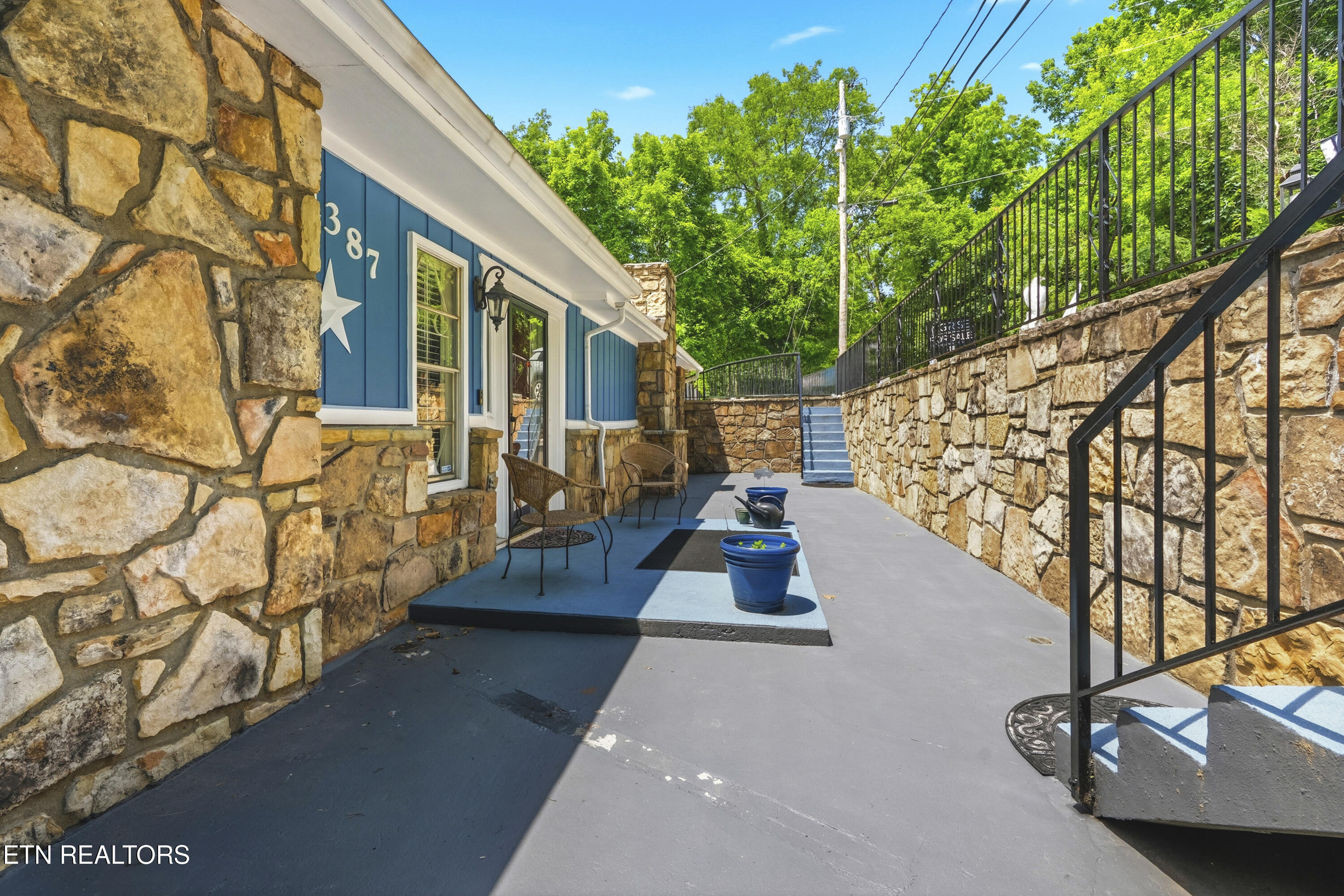 1387 Tennessee 139 Dandridge TN 37725