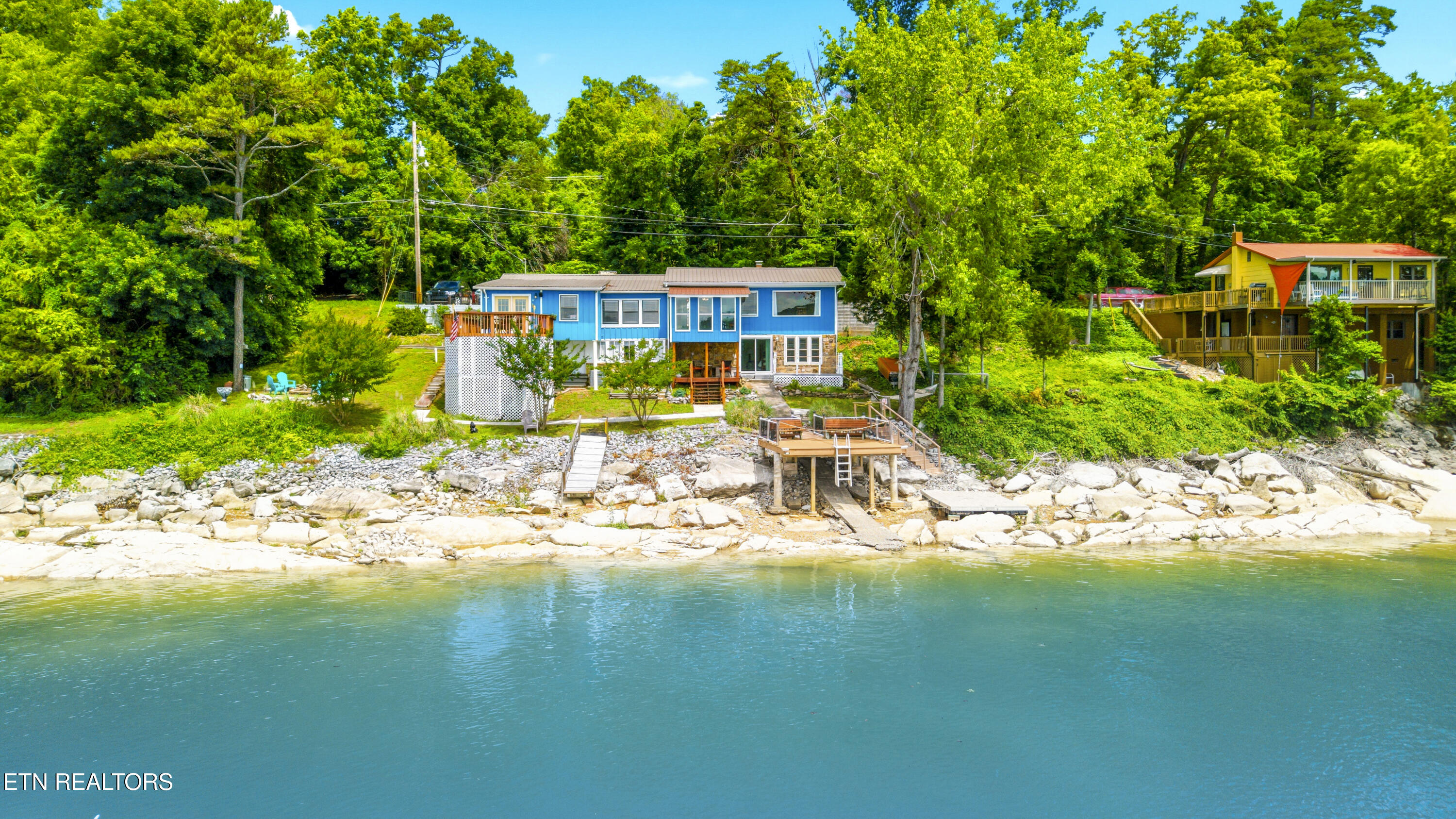 1387 Tennessee 139 Dandridge TN 37725