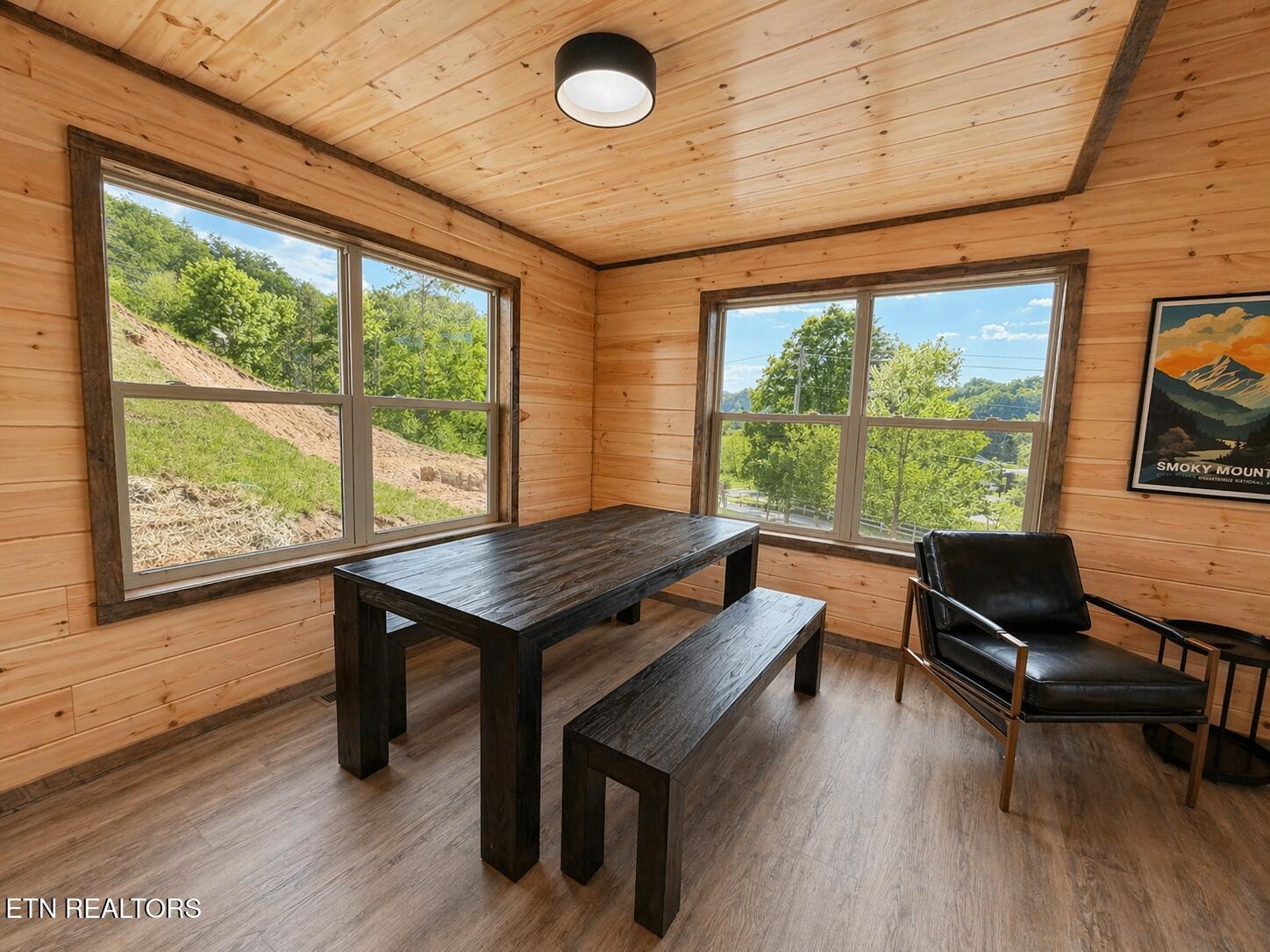 1632 Mountain Lodge Way Pigeon Forge TN 37862