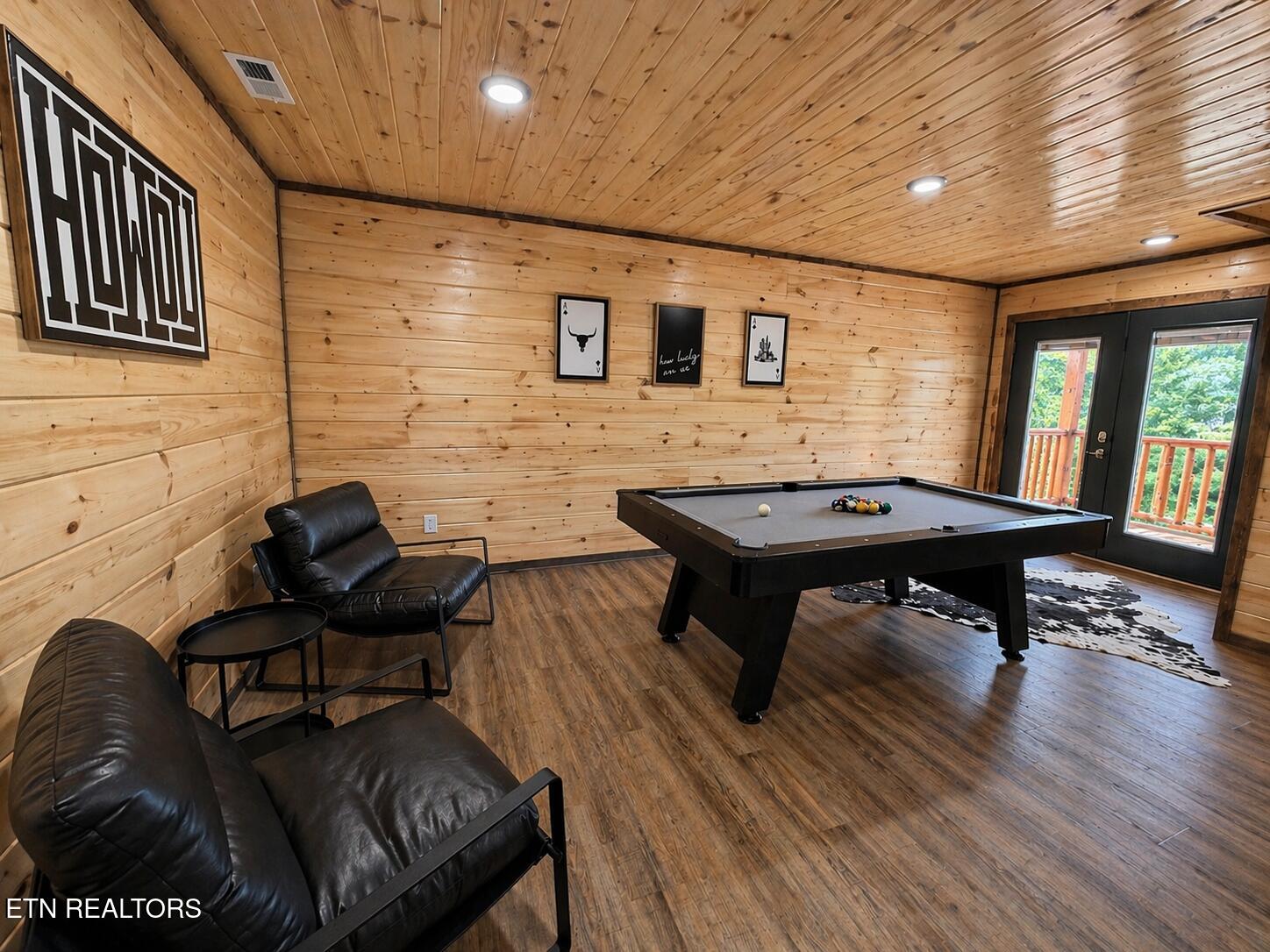 1632 Mountain Lodge Way Pigeon Forge TN 37862