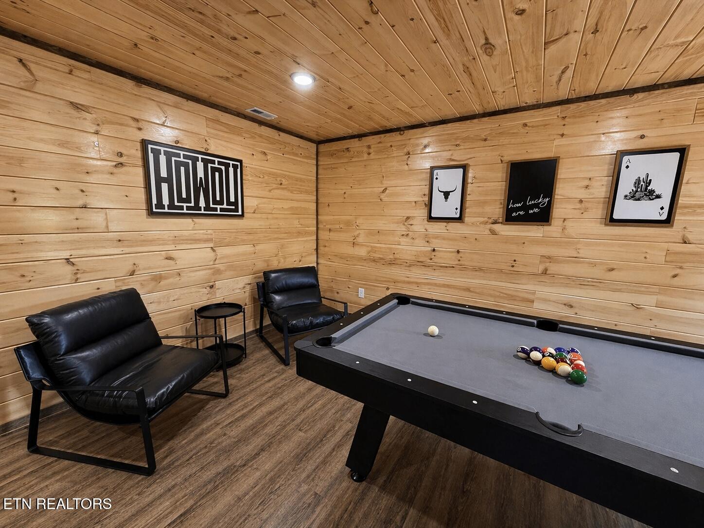 1632 Mountain Lodge Way Pigeon Forge TN 37862