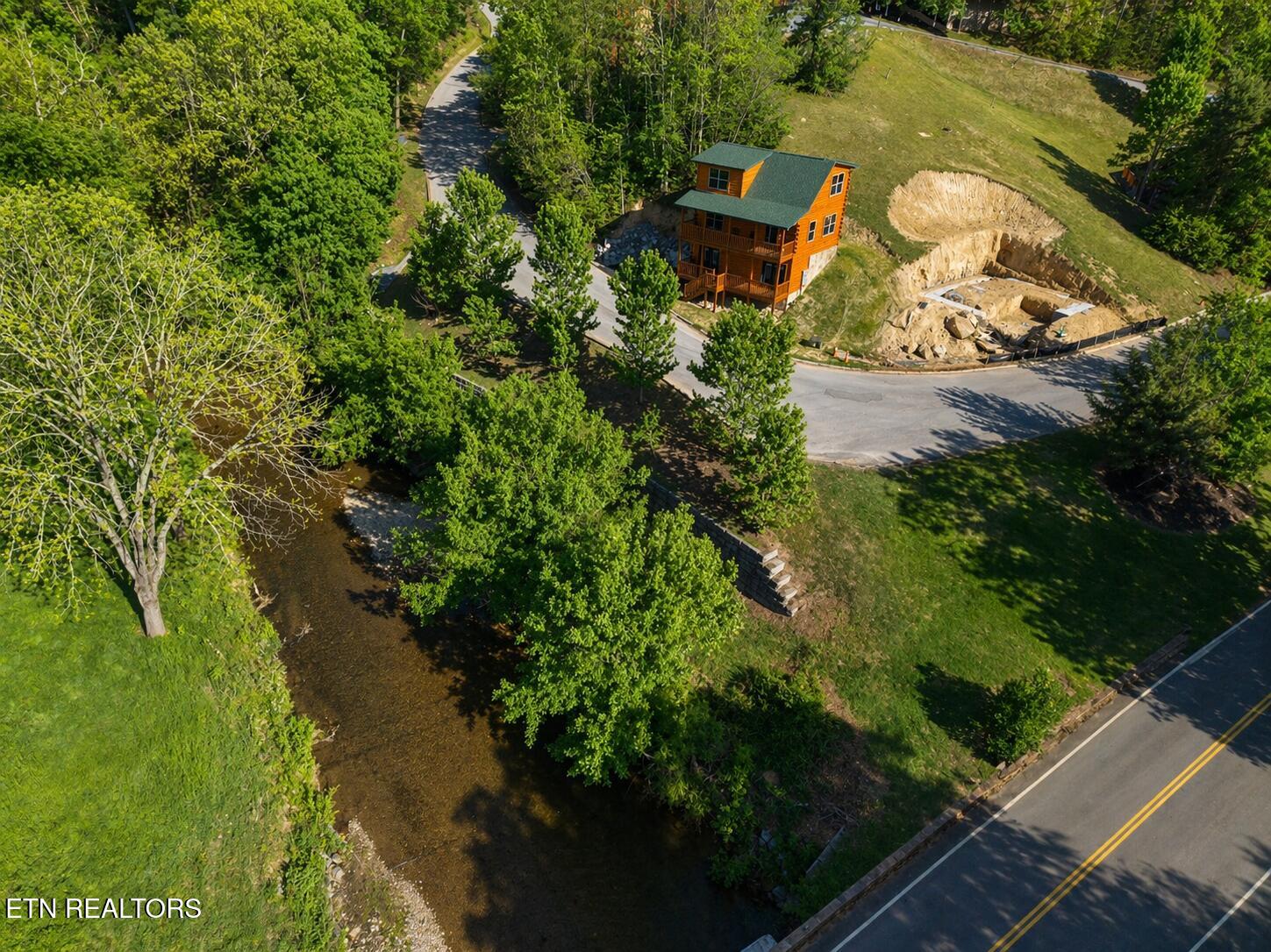 1632 Mountain Lodge Way Pigeon Forge TN 37862