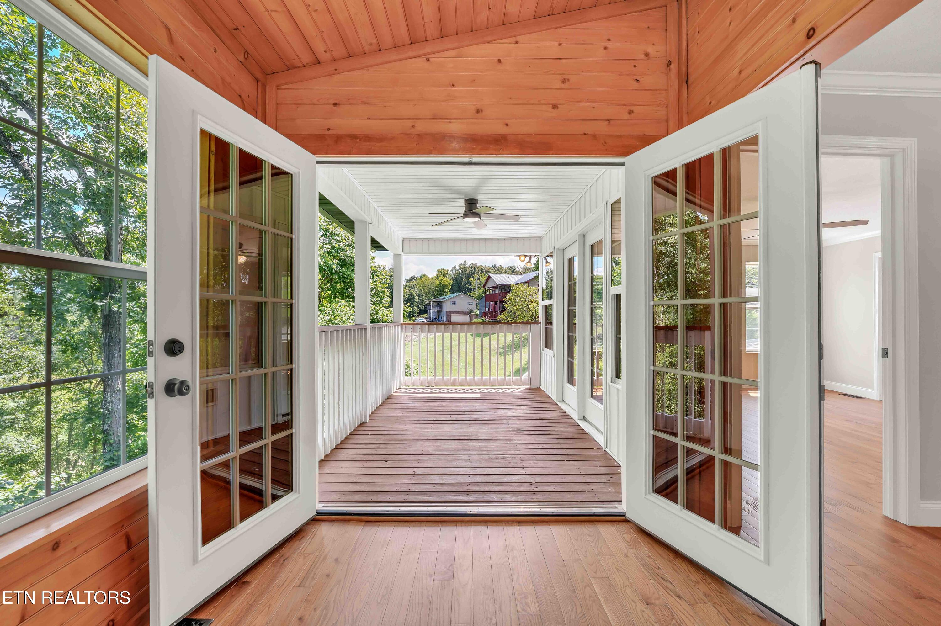 334 Amolee Lane Sevierville TN 37876