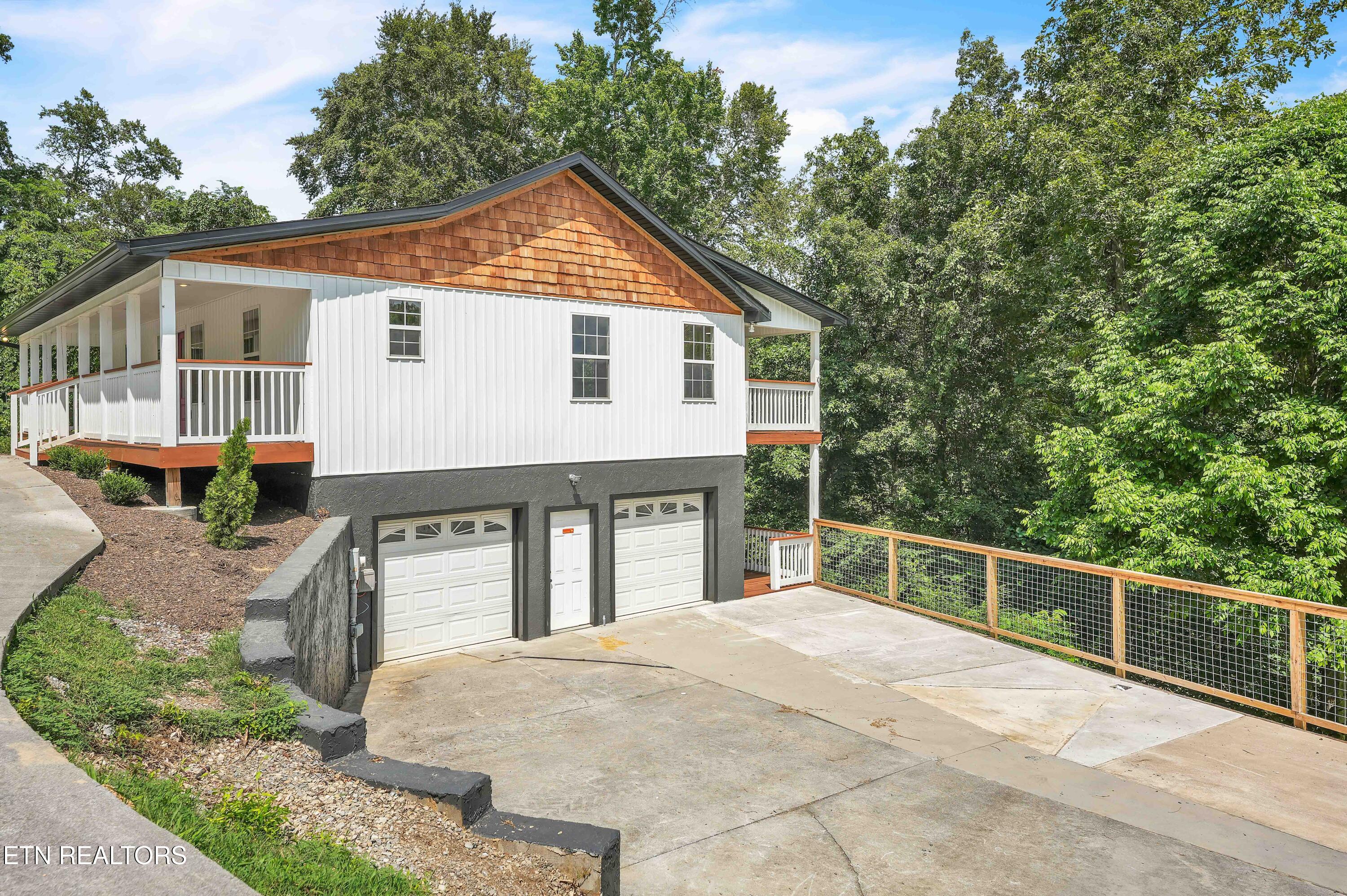 334 Amolee Lane Sevierville TN 37876