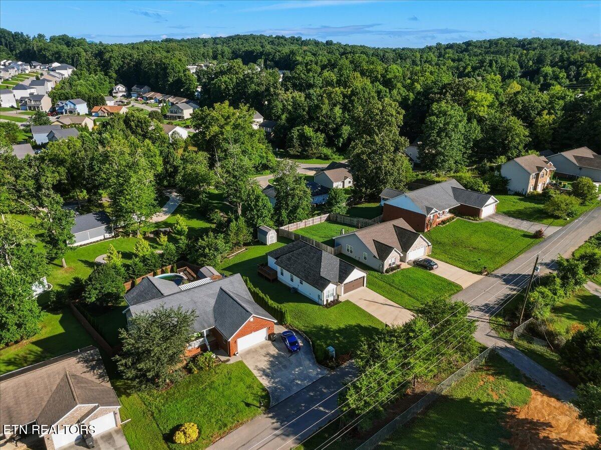 7727 Bell Stanley Road Powell TN 37849