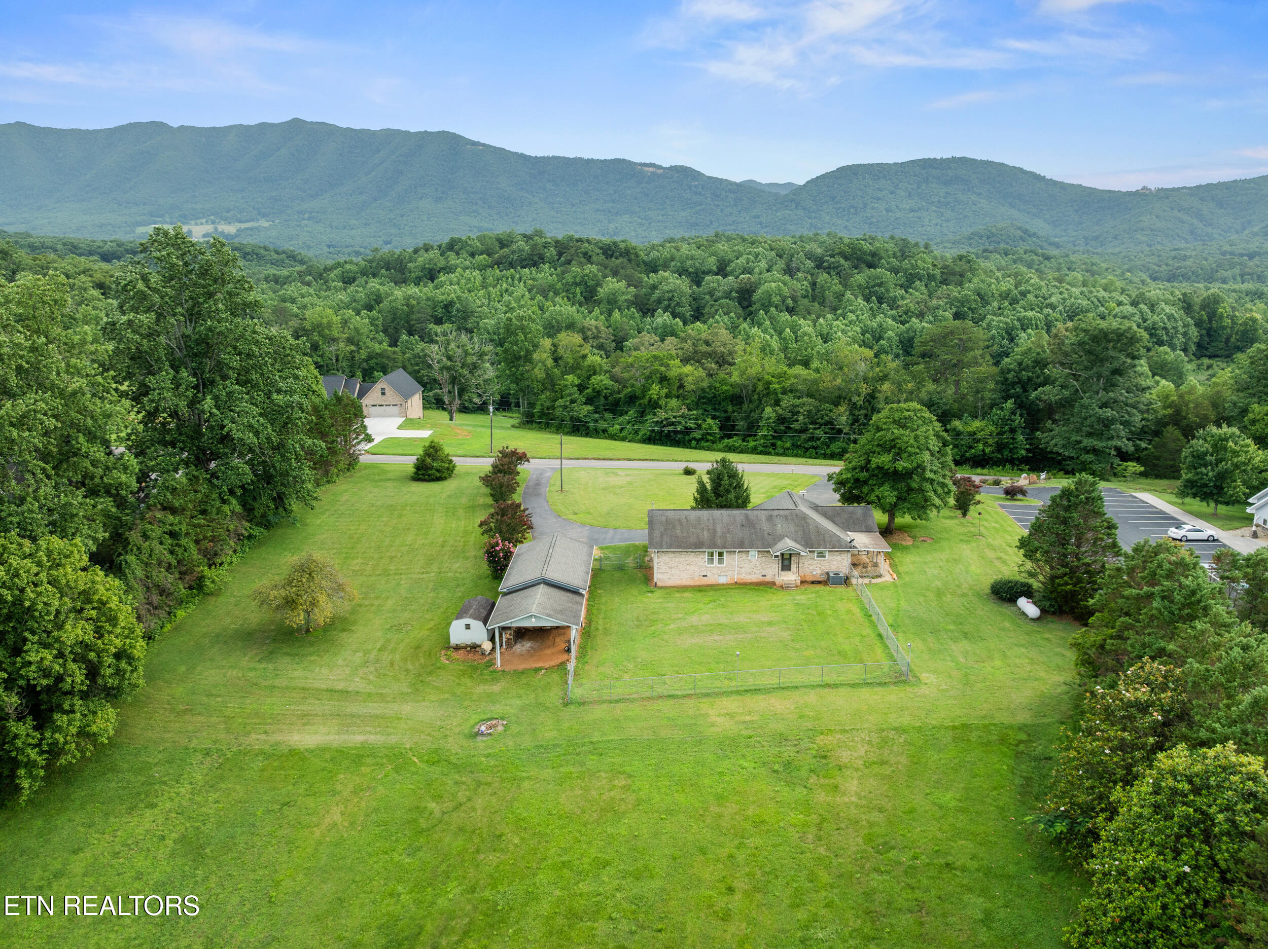 7197 Old Tuckaleechee Road Townsend TN 37882