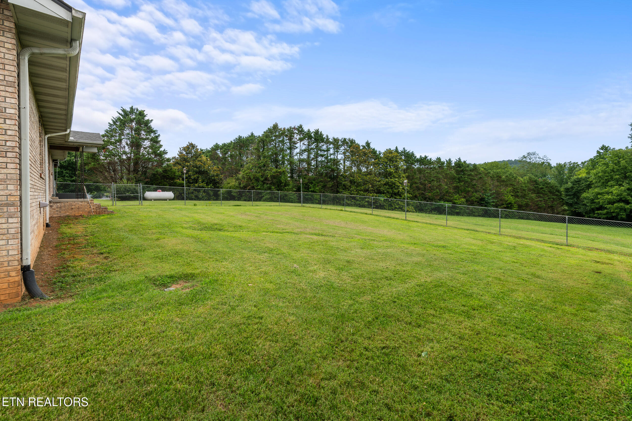7197 Old Tuckaleechee Road Townsend TN 37882